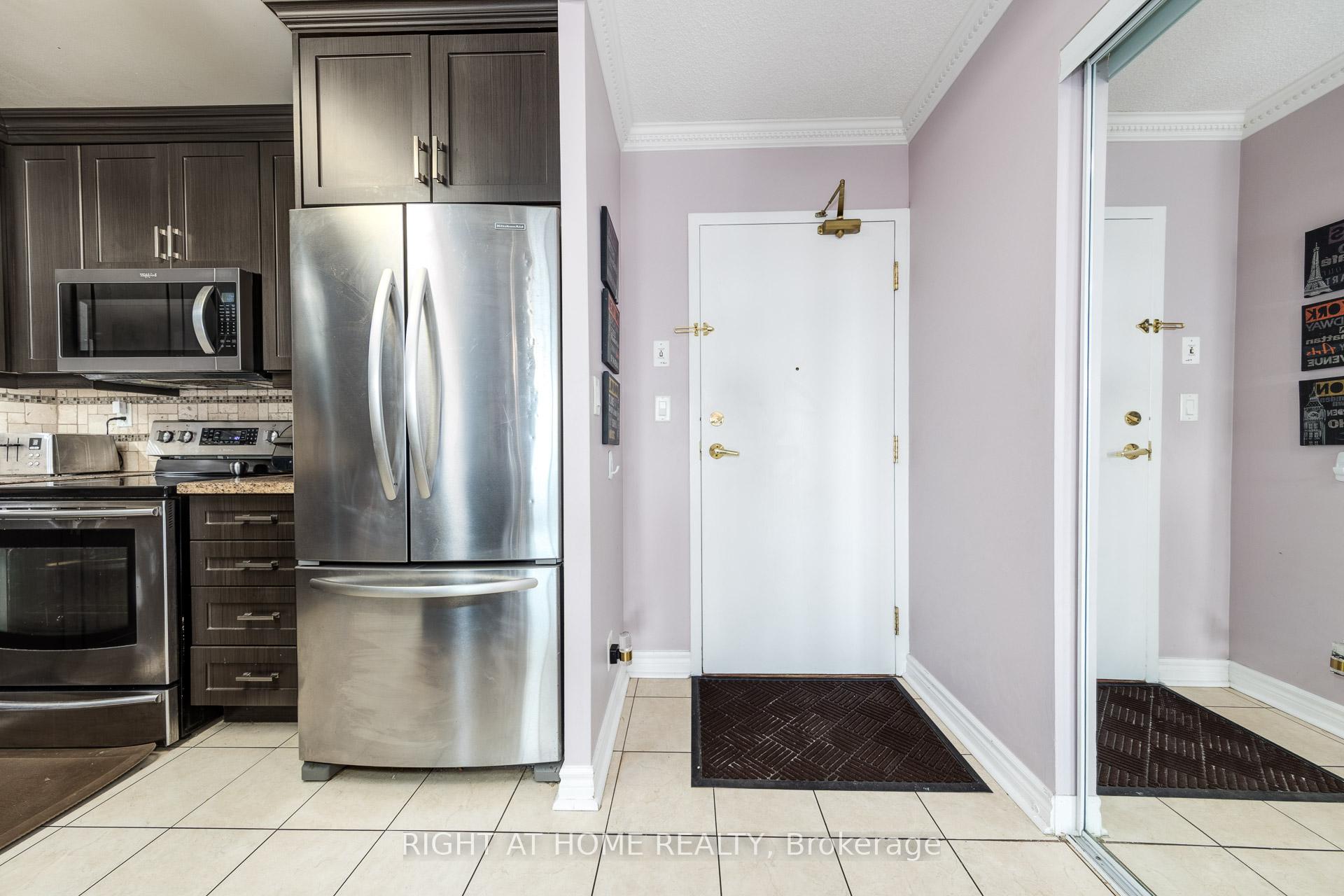 Photo 2 of Unit 510, 745 New Westminster Drive, Vaughan, Brownridge — HOMEH