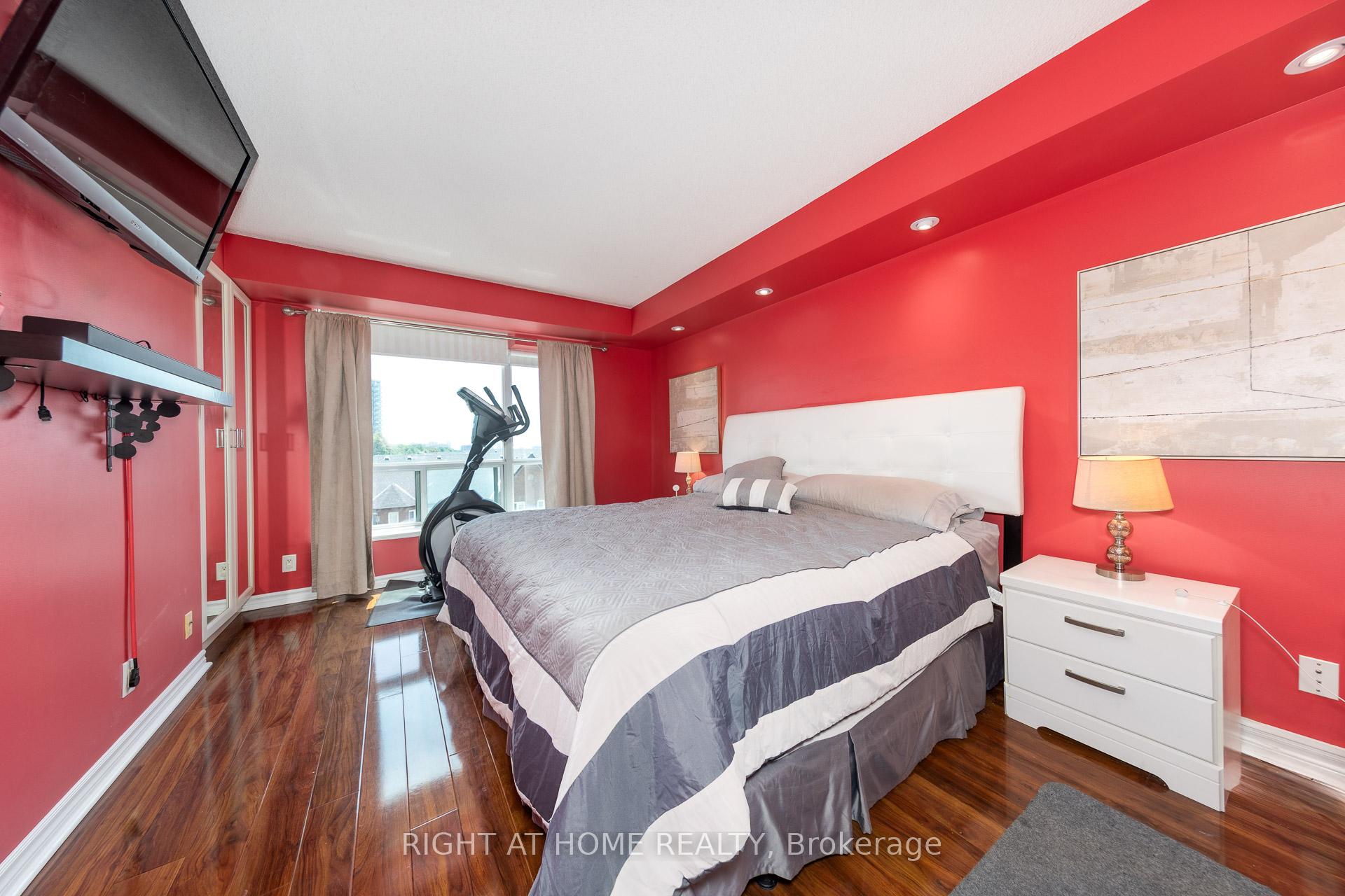 Photo 13 of Unit 510, 745 New Westminster Drive, Vaughan, Brownridge — HOMEH