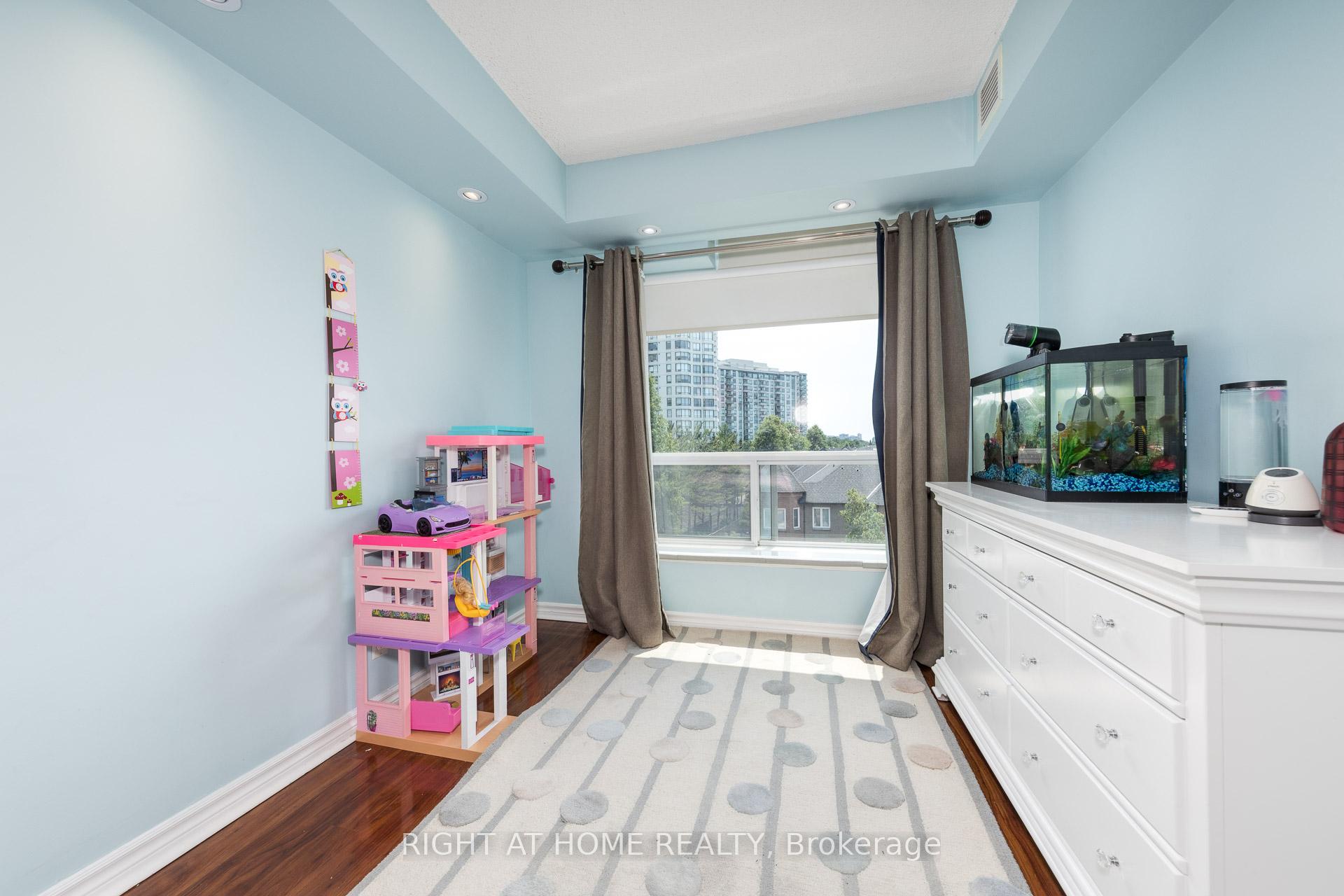 Photo 17 of Unit 510, 745 New Westminster Drive, Vaughan, Brownridge — HOMEH