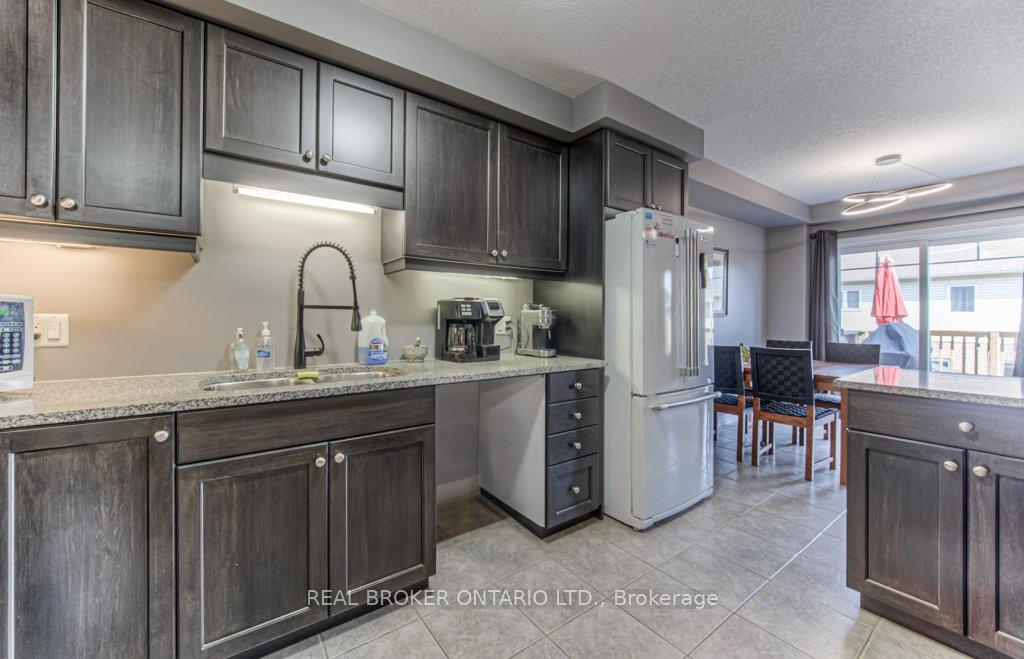 Photo 14 of 42 Eliza Avenue, Kitchener — HOMEH