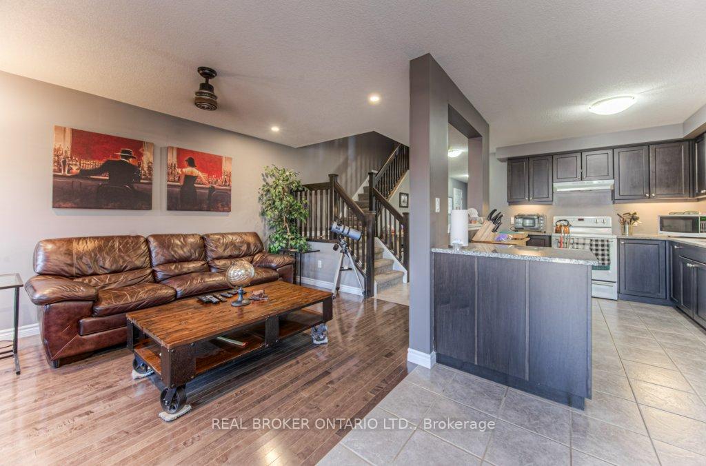 Photo 19 of 42 Eliza Avenue, Kitchener — HOMEH