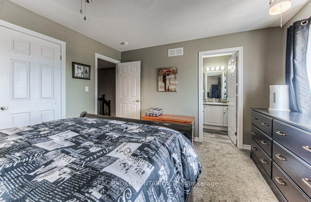 Photo 28 of 42 Eliza Avenue, Kitchener — HOMEH