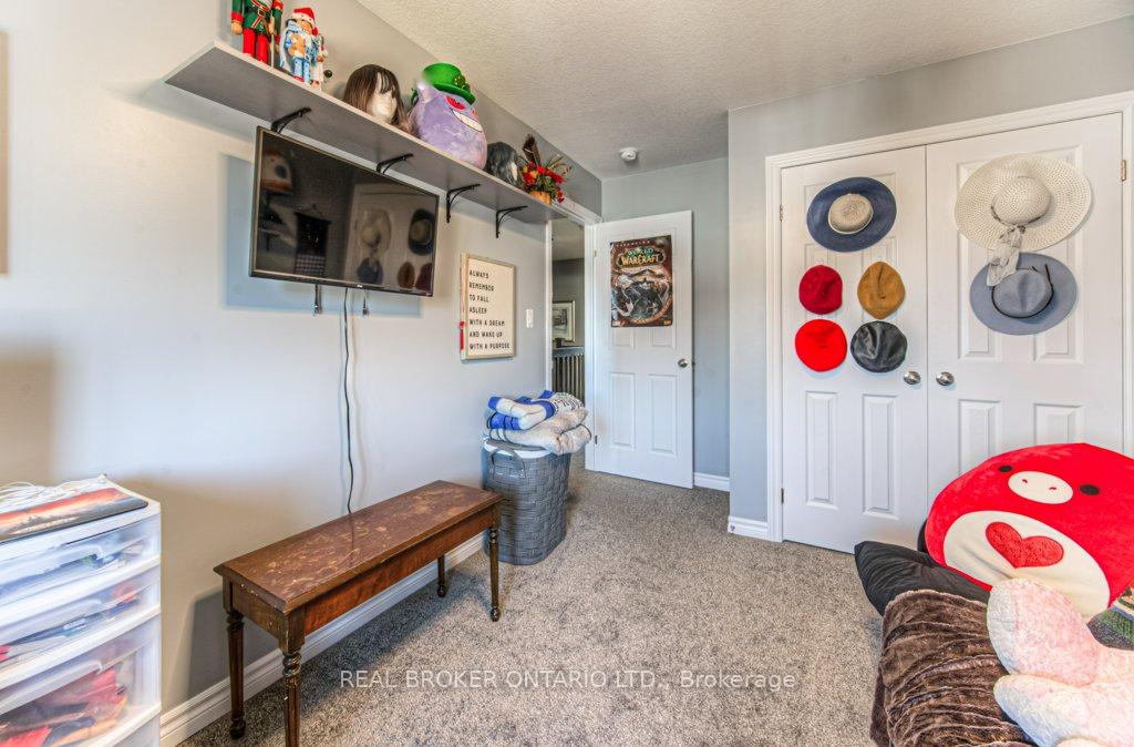 Photo 32 of 42 Eliza Avenue, Kitchener — HOMEH