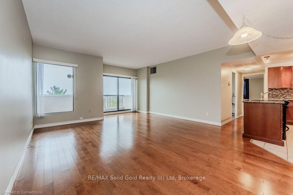 Photo 11 of Unit 808, 260 Sheldon Avenue N, Kitchener — HOMEH