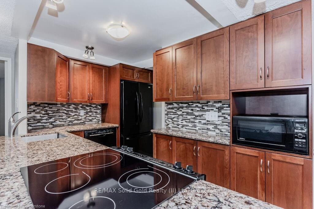 Photo 13 of Unit 808, 260 Sheldon Avenue N, Kitchener — HOMEH