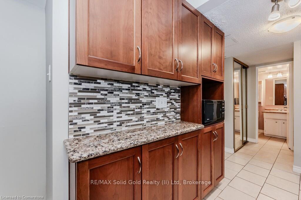 Photo 15 of Unit 808, 260 Sheldon Avenue N, Kitchener — HOMEH