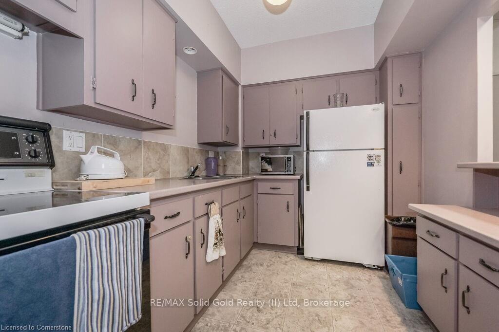 Photo 35 of Unit 808, 260 Sheldon Avenue N, Kitchener — HOMEH