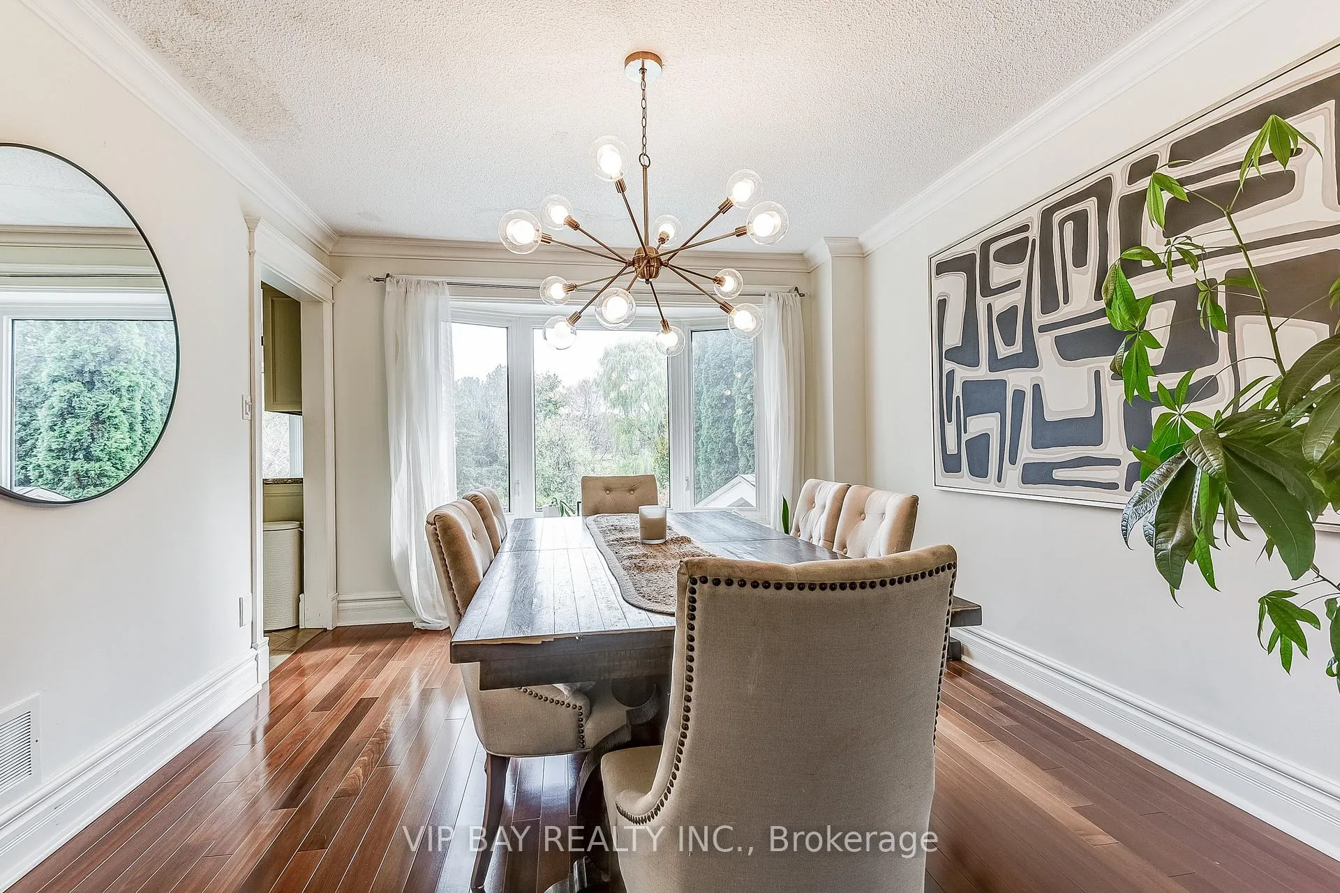 Photo 8 of 40 Dawnridge Trail, Brampton, Heart Lake West — HOMEH