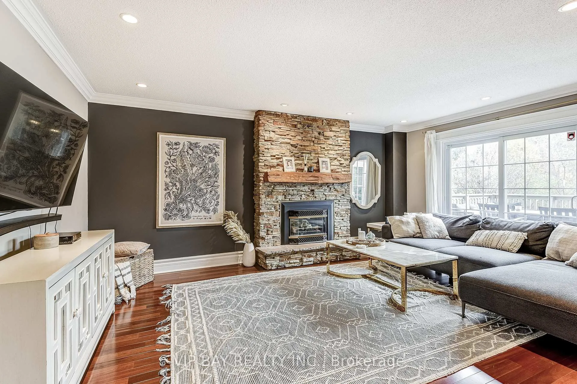 Photo 15 of 40 Dawnridge Trail, Brampton, Heart Lake West — HOMEH