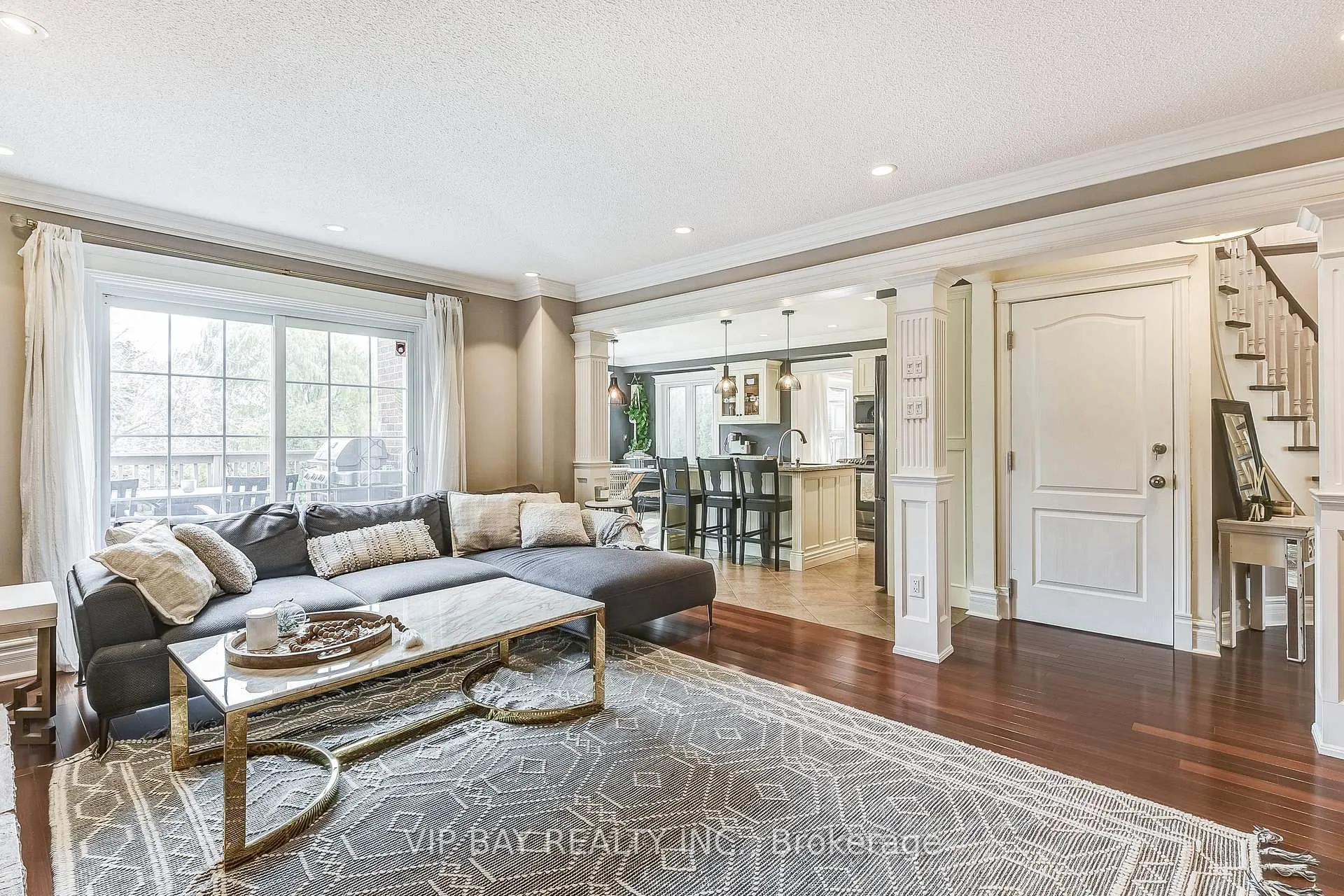 Photo 16 of 40 Dawnridge Trail, Brampton, Heart Lake West — HOMEH