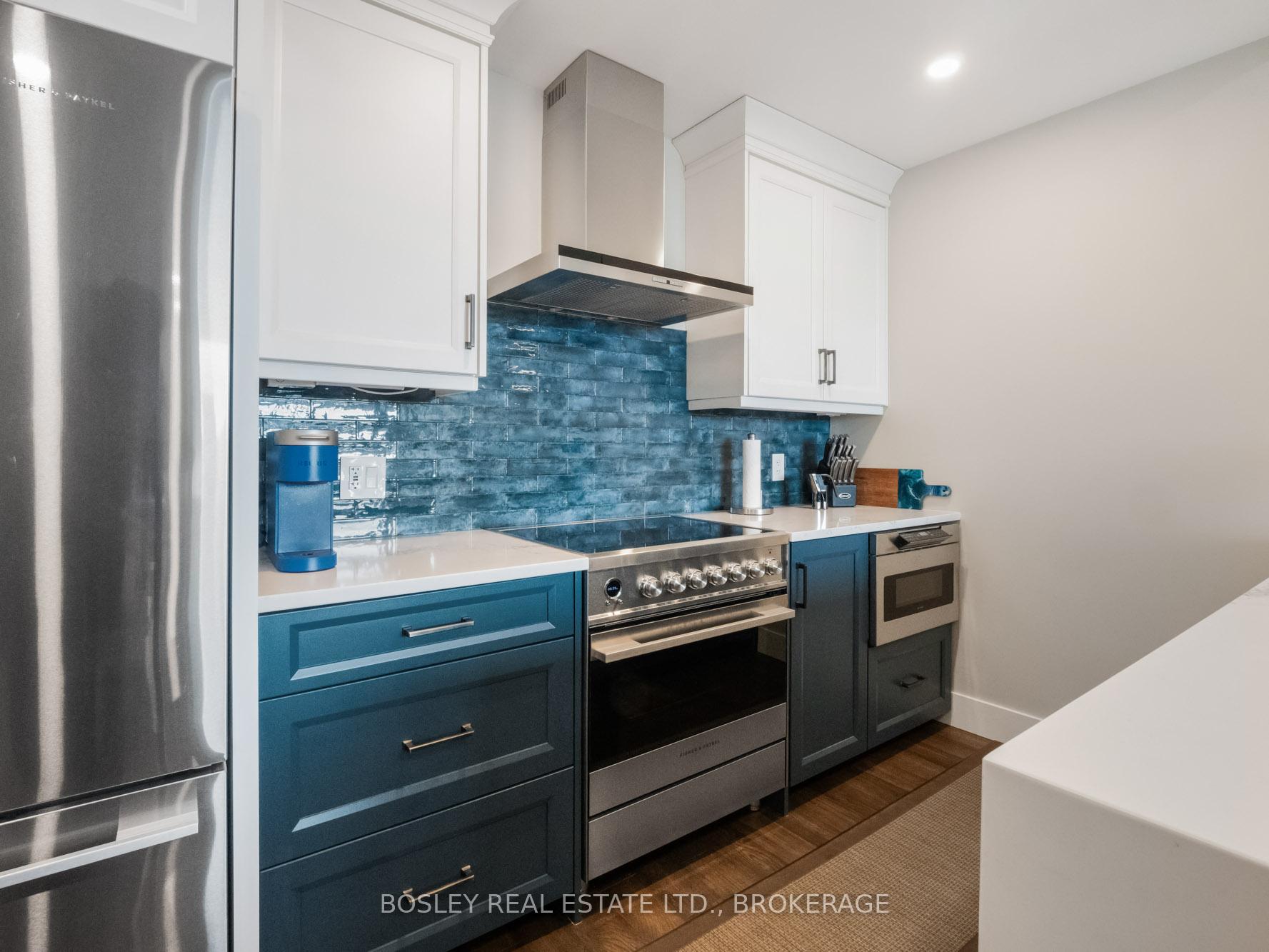 Photo 5 of Unit 407, 57 Lakeport Road, St. Catharines, Port Dalhousie — HOMEH