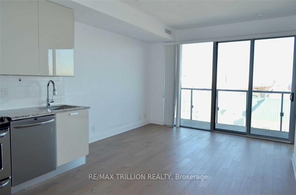 Photo 4 of Unit 1807, 1815 Yonge Street, Toronto, Mount Pleasant West — HOMEH