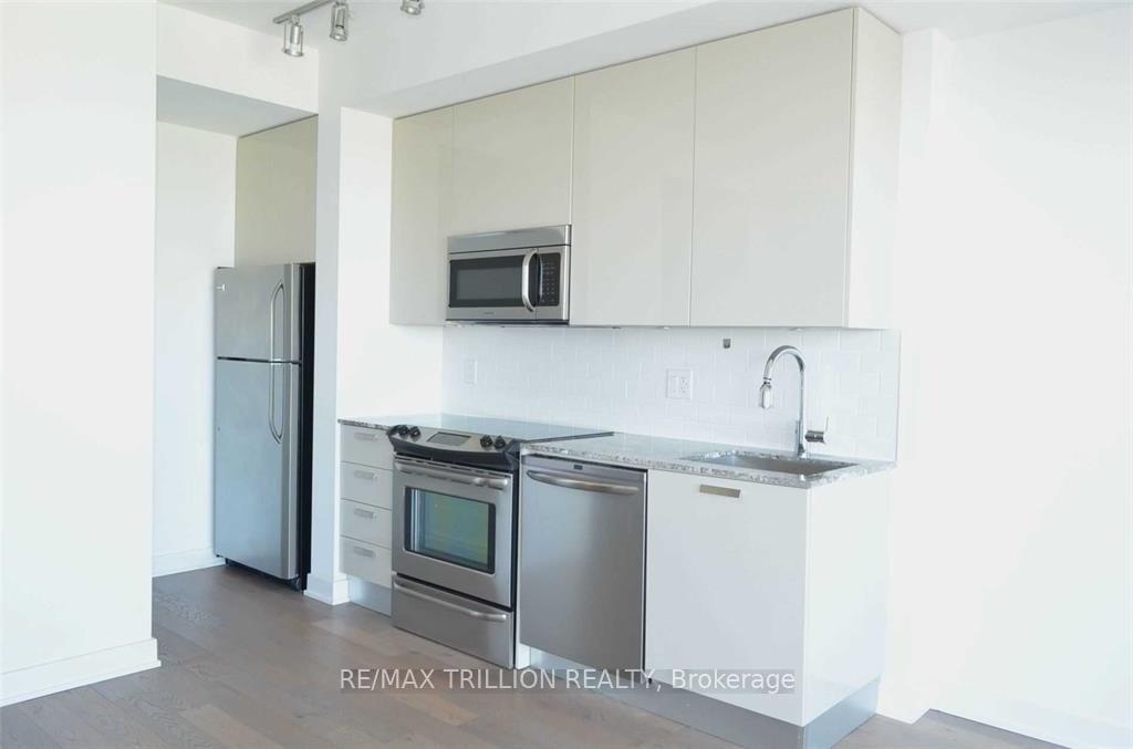 Photo 6 of Unit 1807, 1815 Yonge Street, Toronto, Mount Pleasant West — HOMEH
