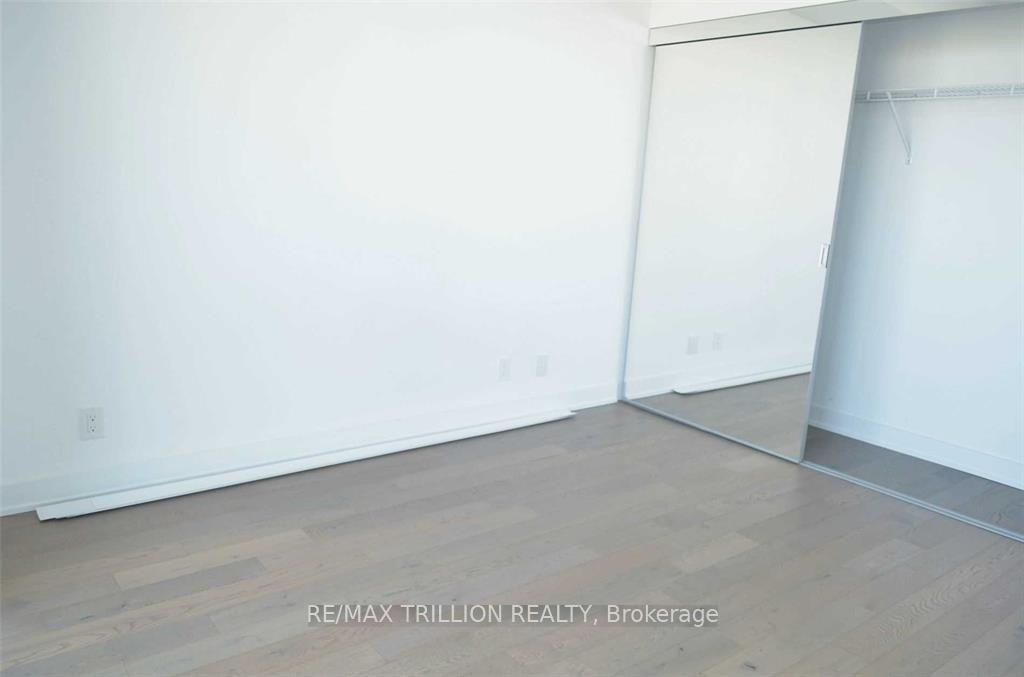 Photo 8 of Unit 1807, 1815 Yonge Street, Toronto, Mount Pleasant West — HOMEH