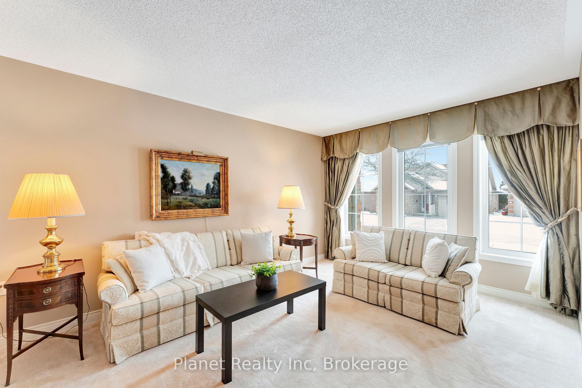 Photo 27 of 41 Arbordale Walk, Guelph, Village By The Arboretum — HOMEH
