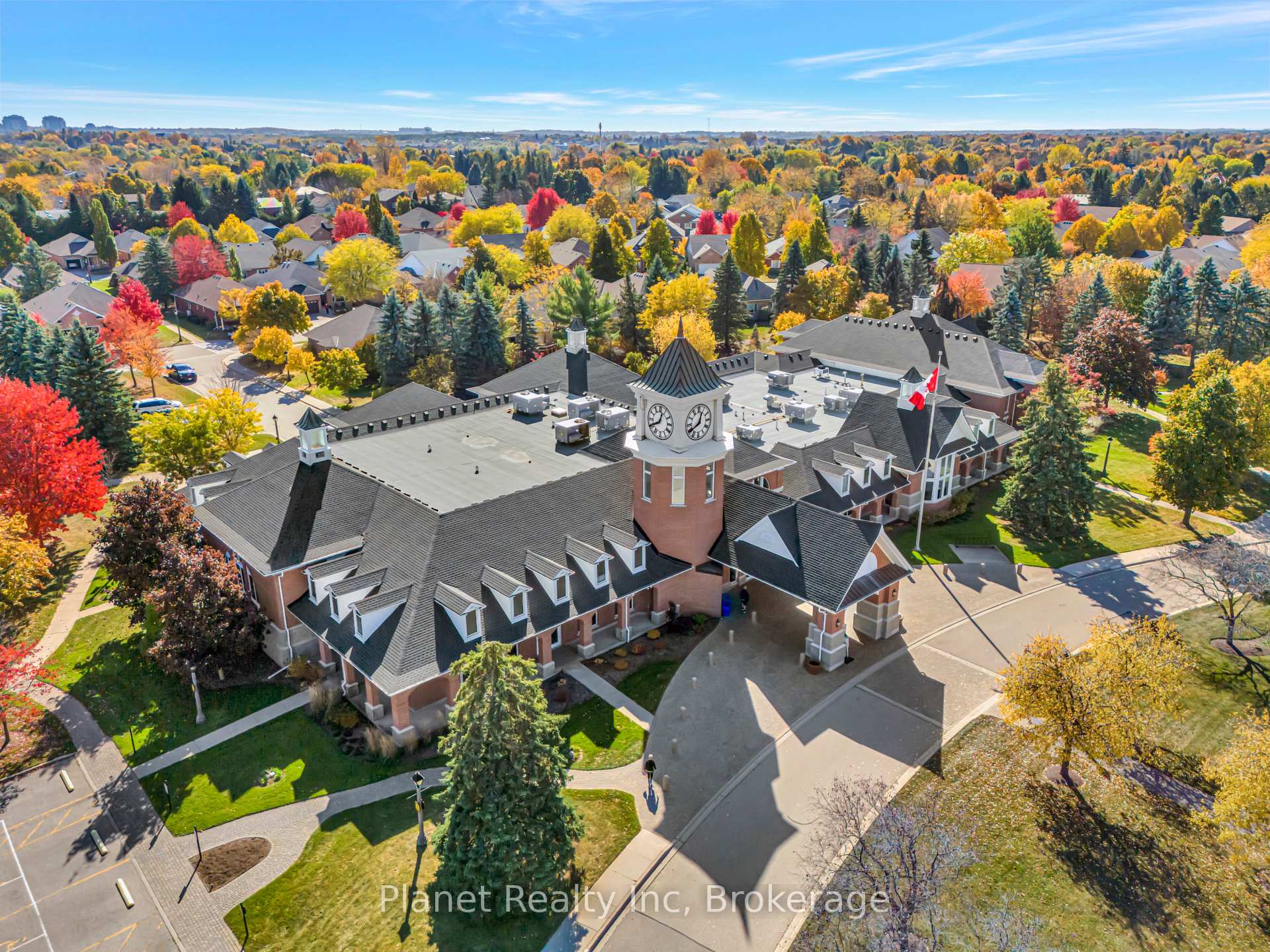 Photo 20 of 41 Arbordale Walk, Guelph, Village By The Arboretum — HOMEH