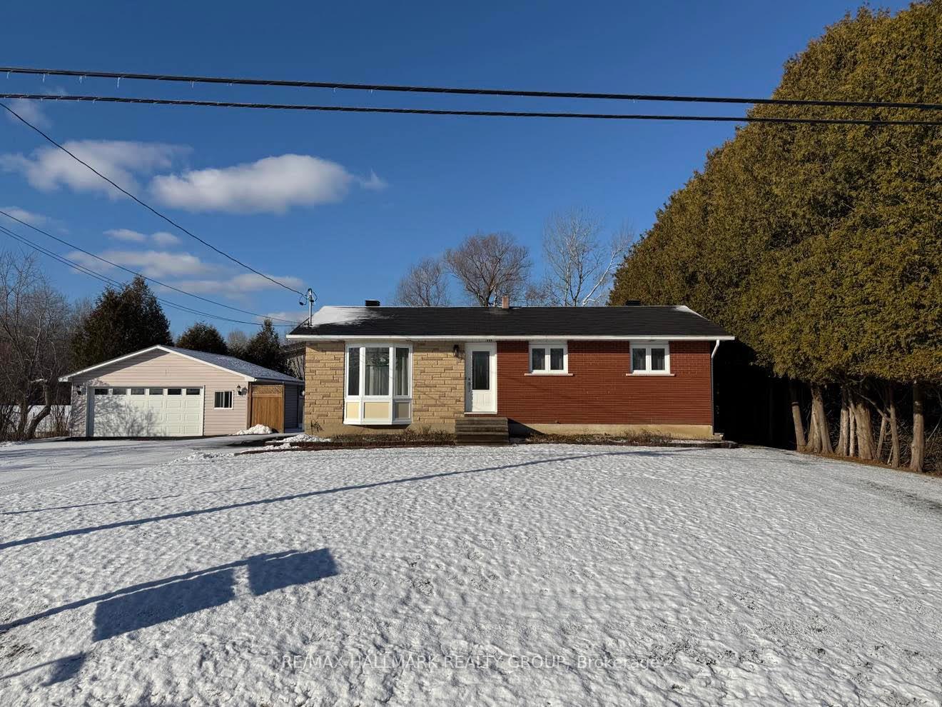 Photo 1 of 5003 Thunder Road, Ottawa, Carlsbad Springs — HOMEH
