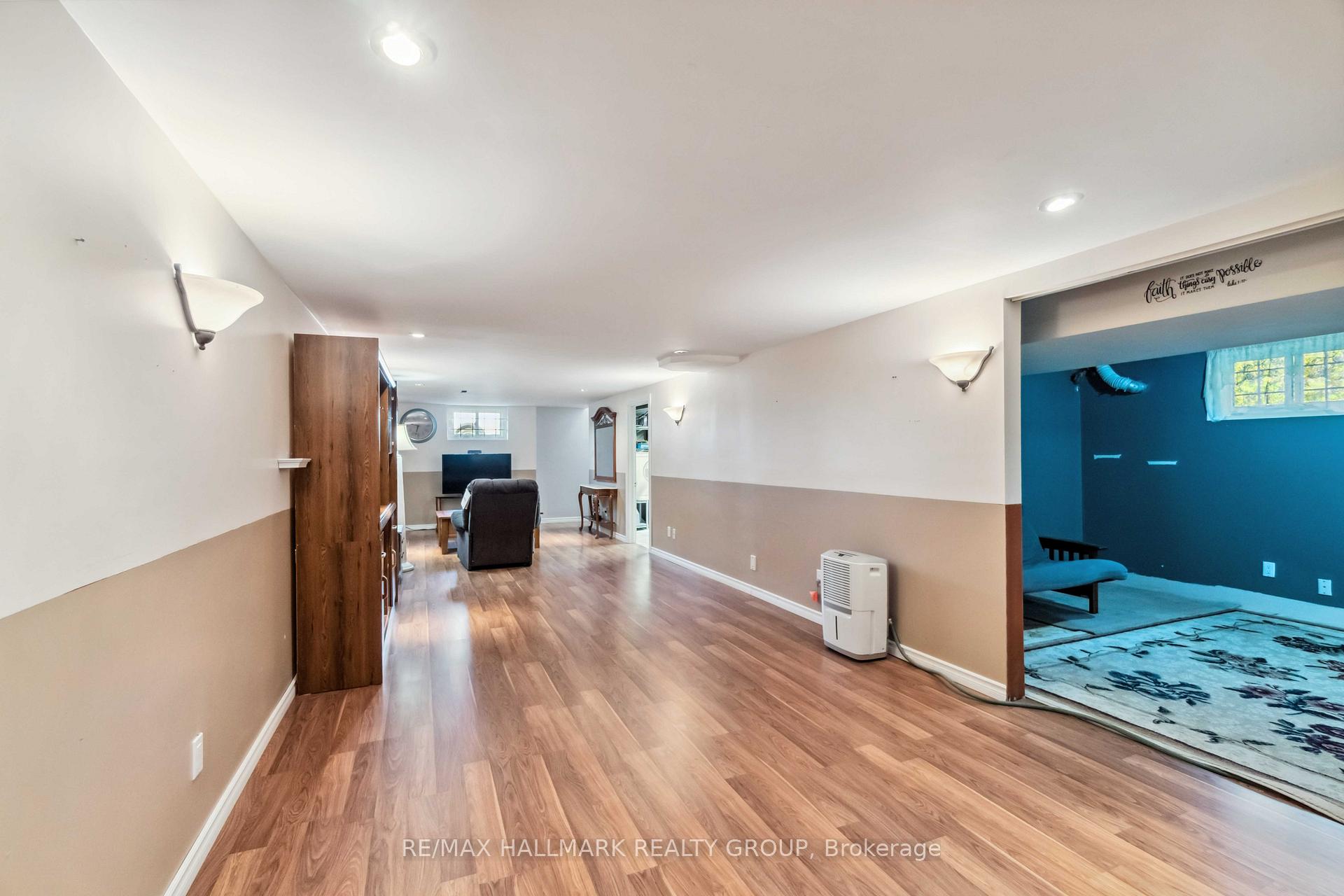 Photo 15 of 5003 Thunder Road, Ottawa, Carlsbad Springs — HOMEH