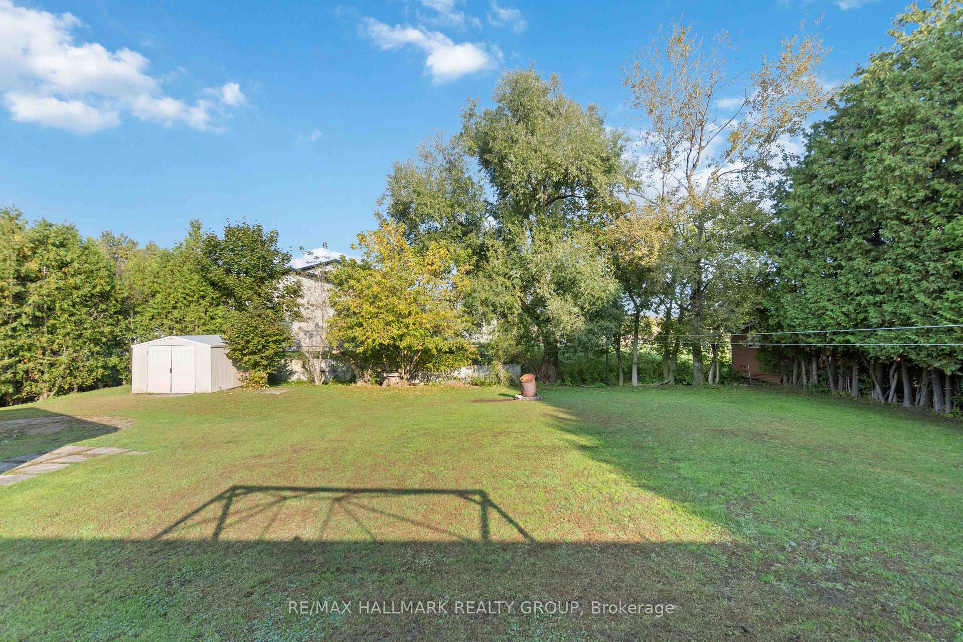 Photo 17 of 5003 Thunder Road, Ottawa, Carlsbad Springs — HOMEH