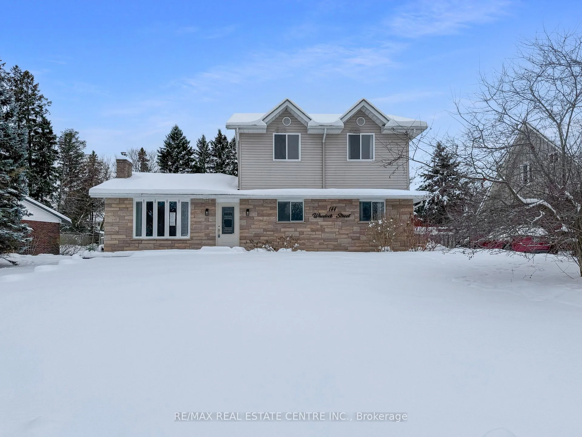 Photo 2 of 144 Wheelock Street, Erin — HOMEH