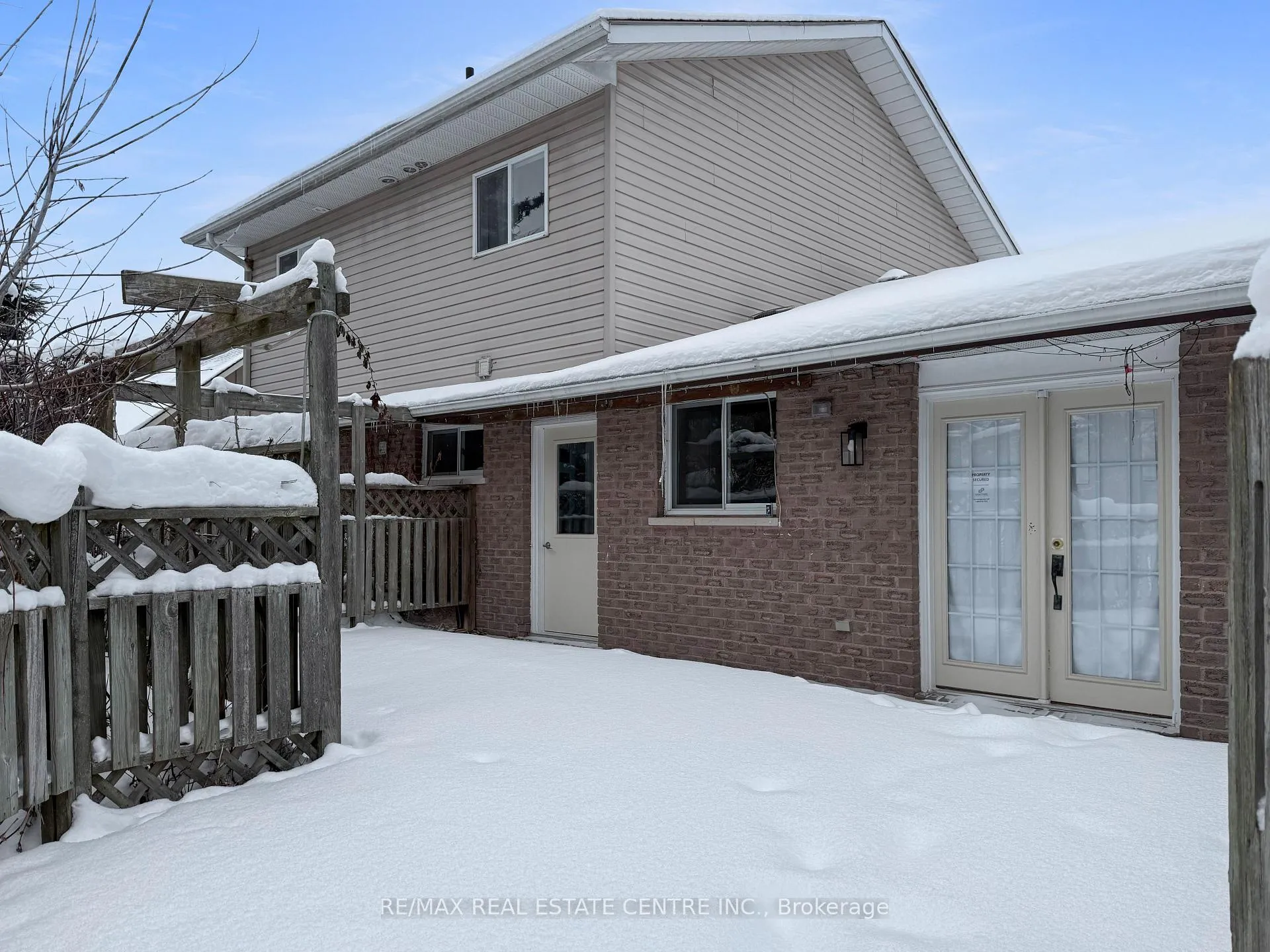 Photo 3 of 144 Wheelock Street, Erin — HOMEH
