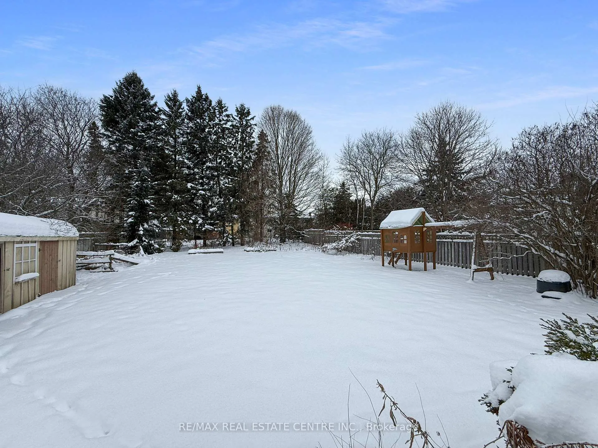 Photo 4 of 144 Wheelock Street, Erin — HOMEH