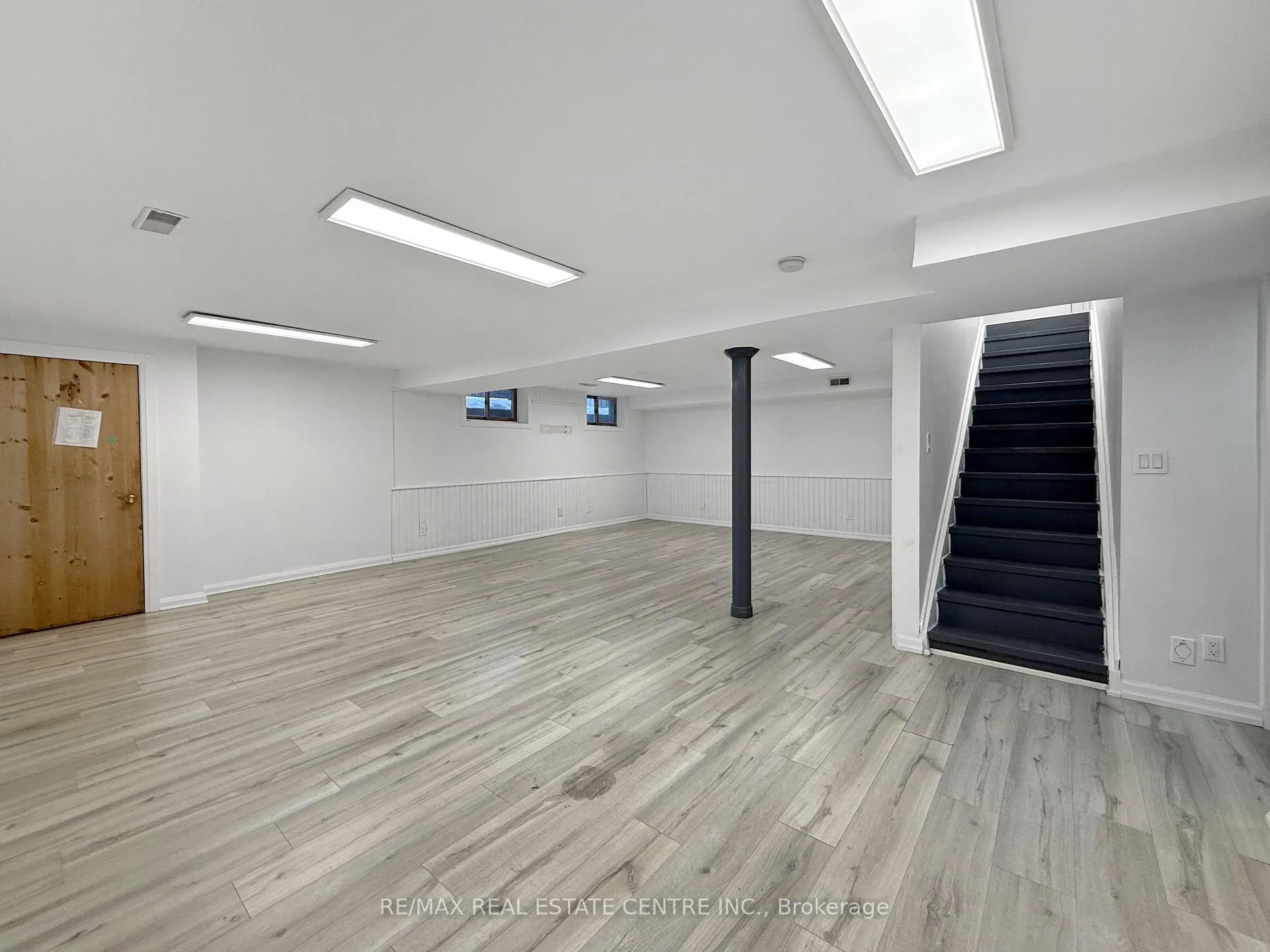 Photo 34 of 144 Wheelock Street, Erin — HOMEH