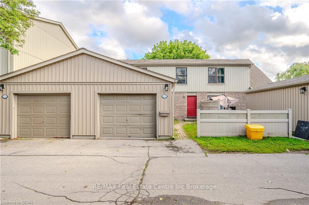 Photo 3 of Unit 59, 153 Janefield Avenue, Guelph, Dovercliffe Park/Old University — HOMEH
