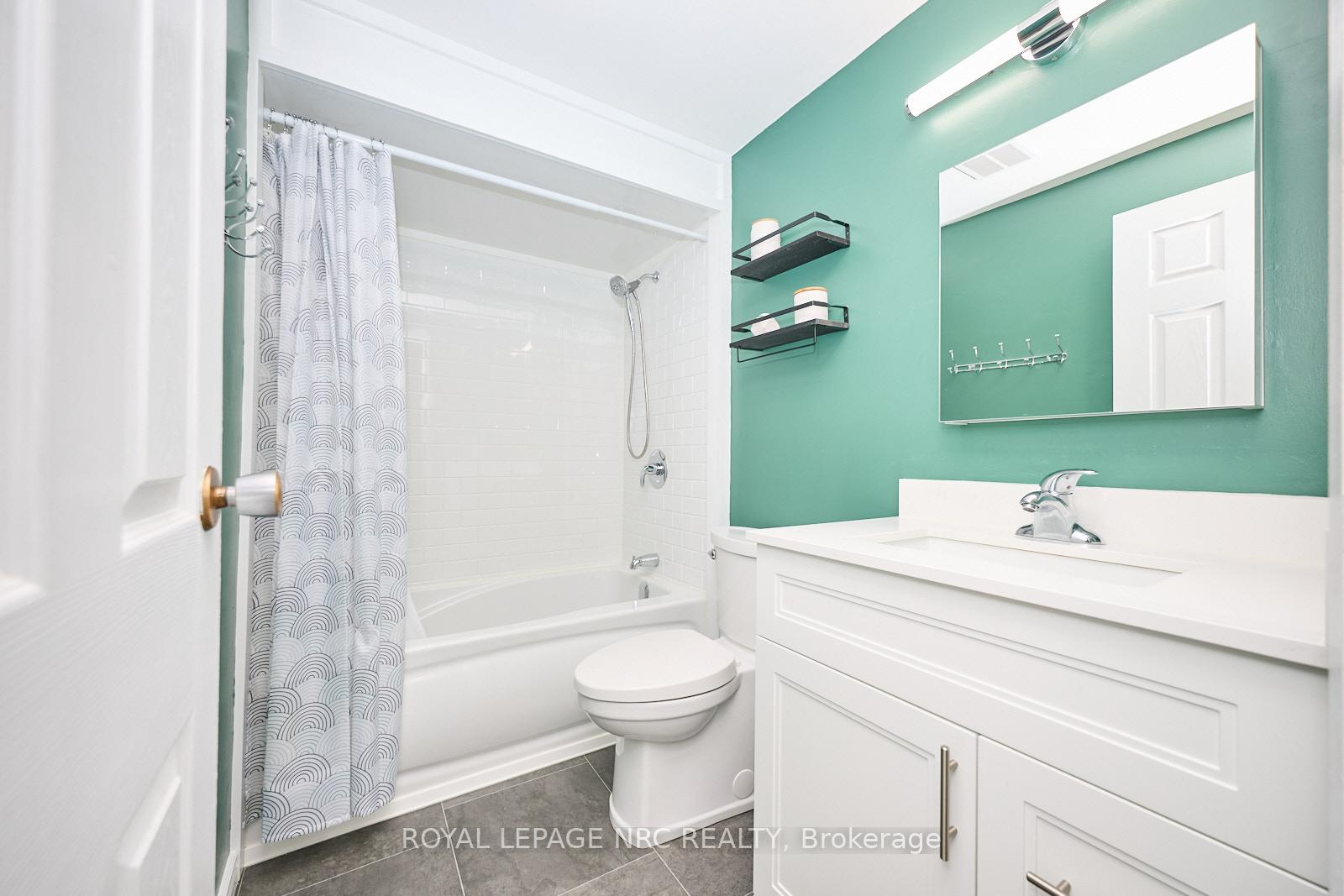 Photo 34 of Unit 22, 2 Weiden Street, St. Catharines, Bunting/Linwell — HOMEH