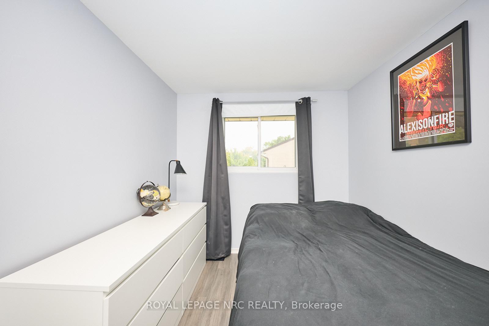 Photo 38 of Unit 22, 2 Weiden Street, St. Catharines, Bunting/Linwell — HOMEH