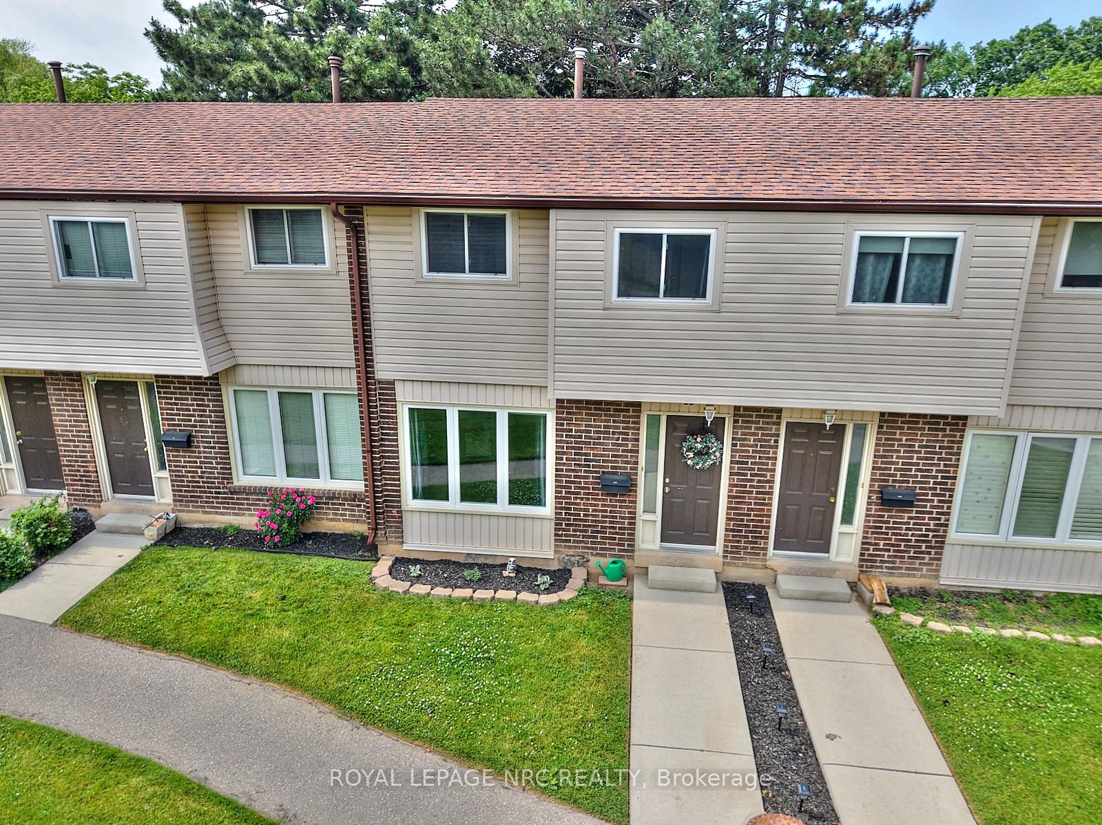 Photo 50 of Unit 22, 2 Weiden Street, St. Catharines, Bunting/Linwell — HOMEH