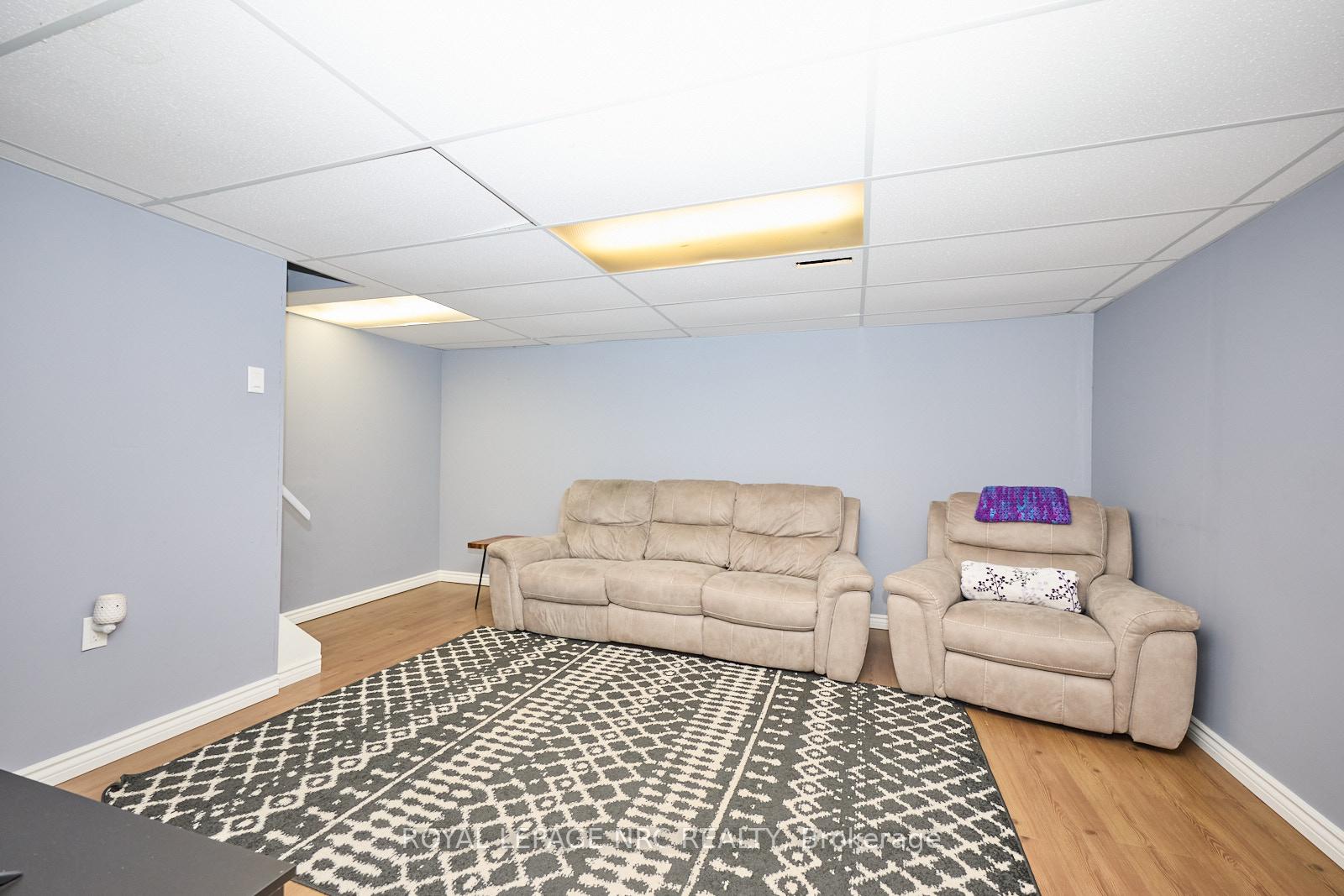 Photo 56 of Unit 22, 2 Weiden Street, St. Catharines, Bunting/Linwell — HOMEH