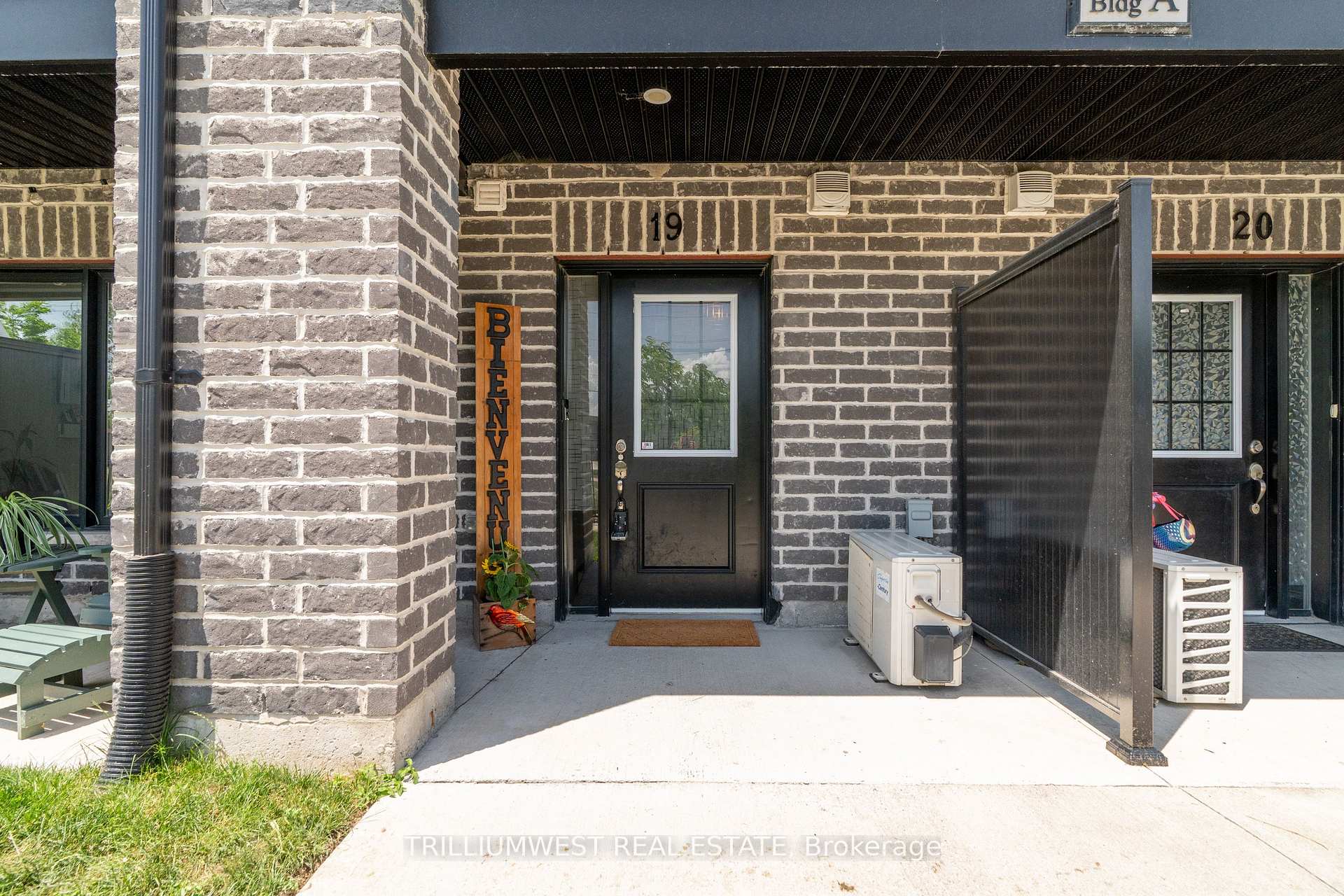 Photo 4 of Unit A19 (90), 160 Rochefort Street, Kitchener — HOMEH