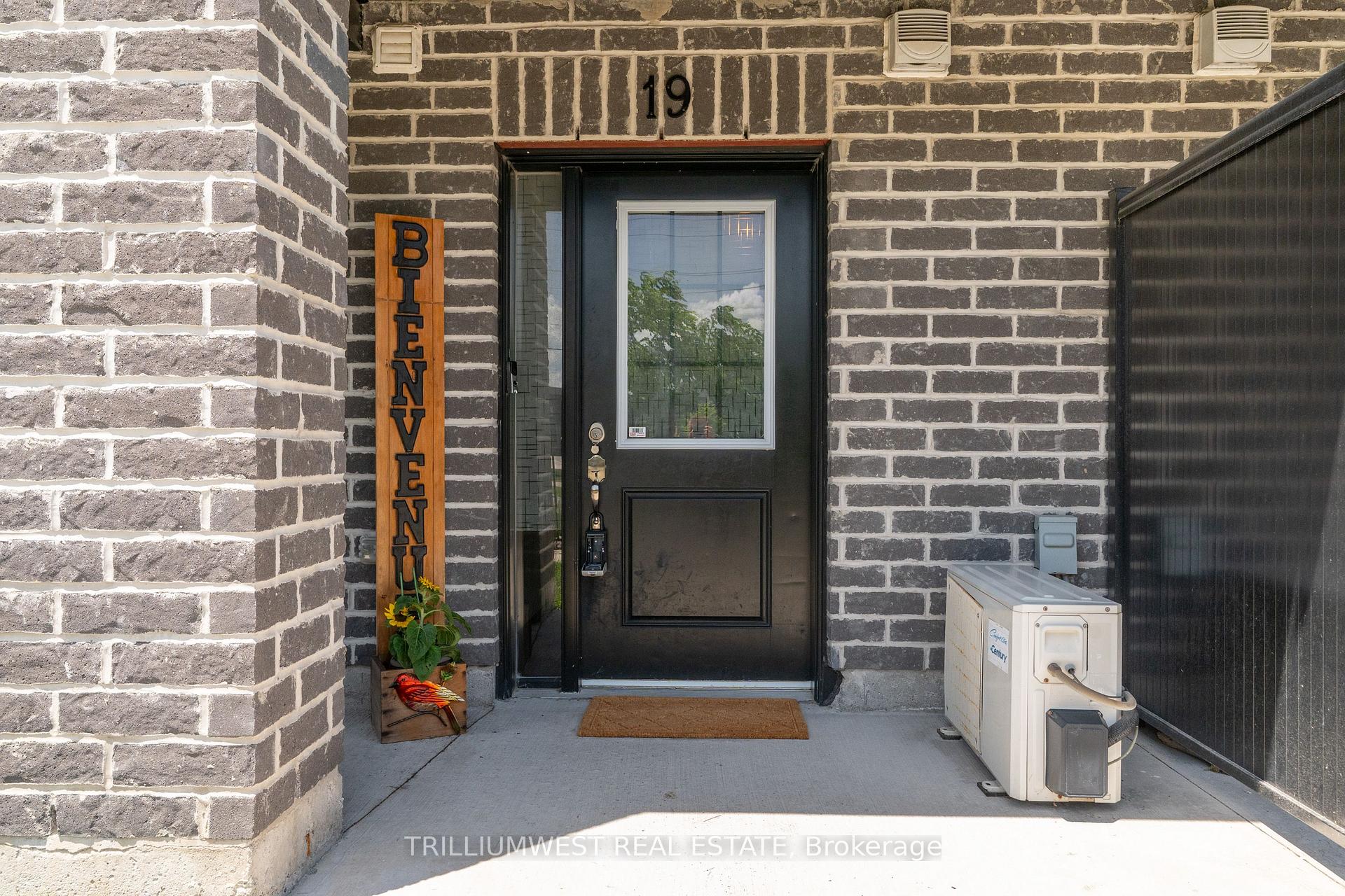 Photo 5 of Unit A19 (90), 160 Rochefort Street, Kitchener — HOMEH
