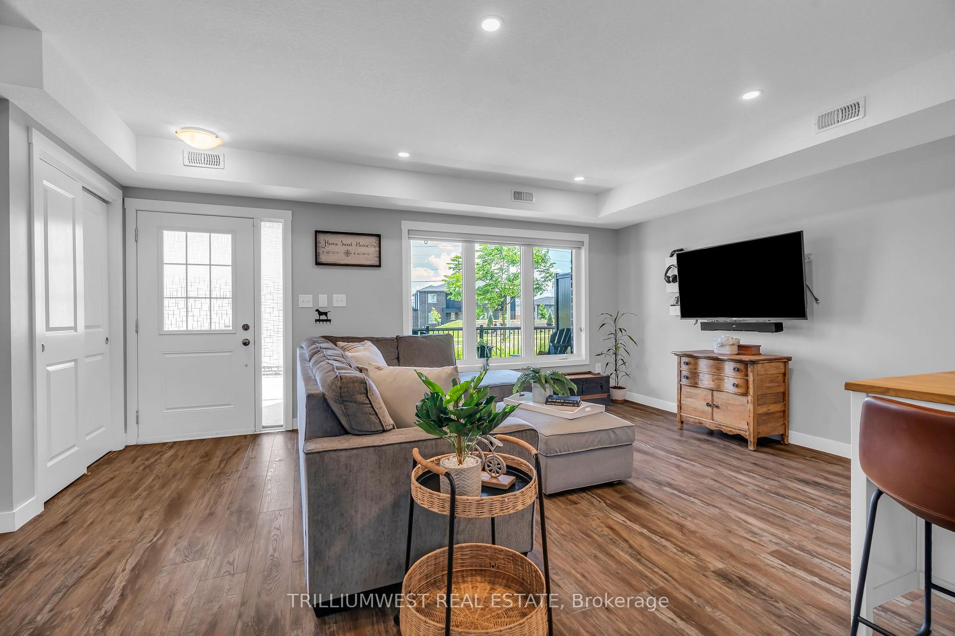 Photo 6 of Unit A19 (90), 160 Rochefort Street, Kitchener — HOMEH