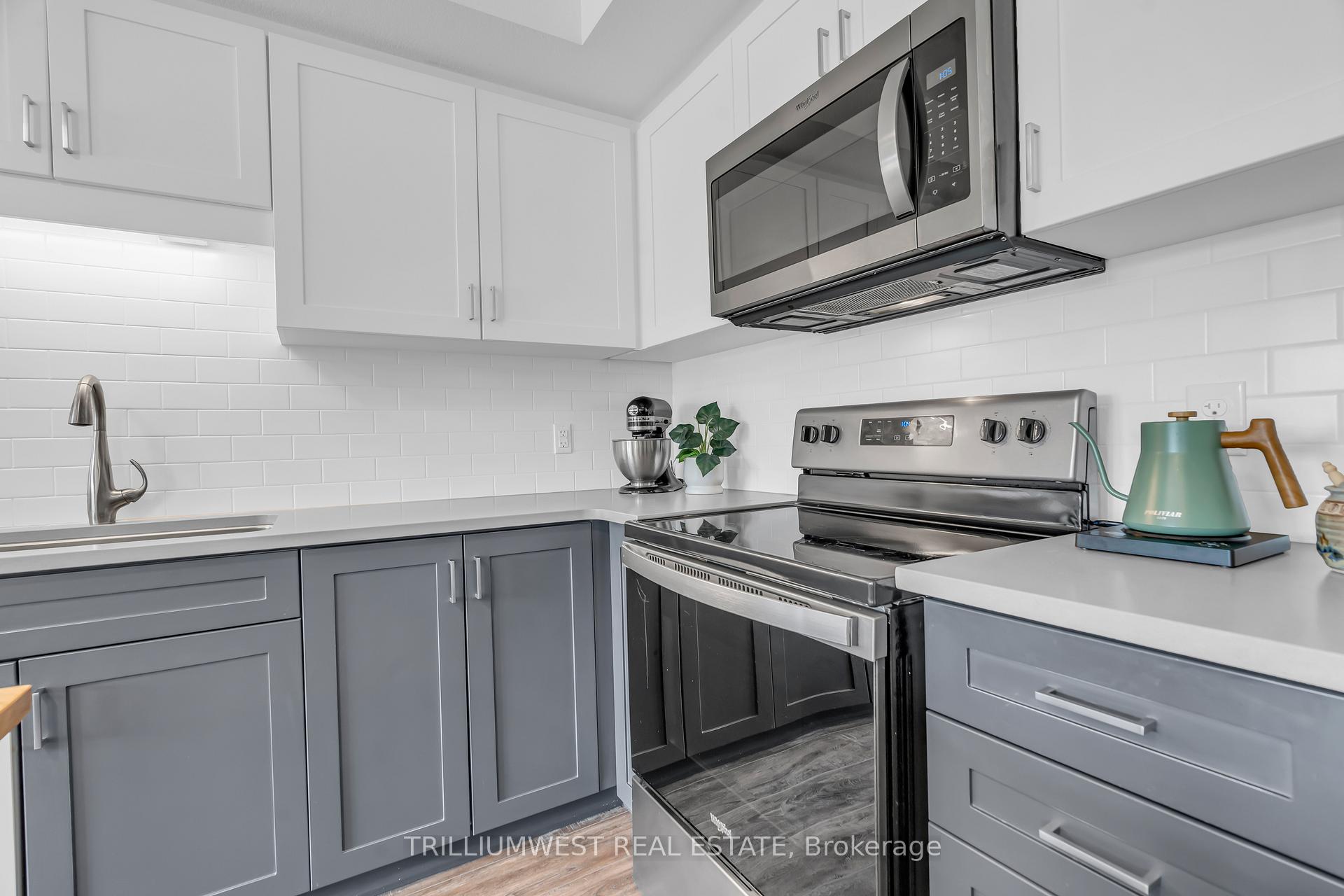Photo 12 of Unit A19 (90), 160 Rochefort Street, Kitchener — HOMEH