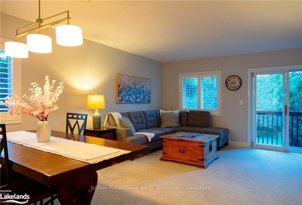 Photo 12 of Unit 9, 142 Ecclestone Drive, Bracebridge, Macaulay — HOMEH