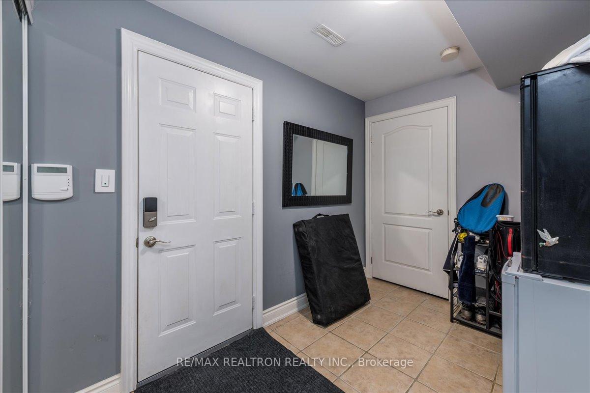 Photo 28 of 11 White Oaks Road, Barrie, Innis-Shore — HOMEH