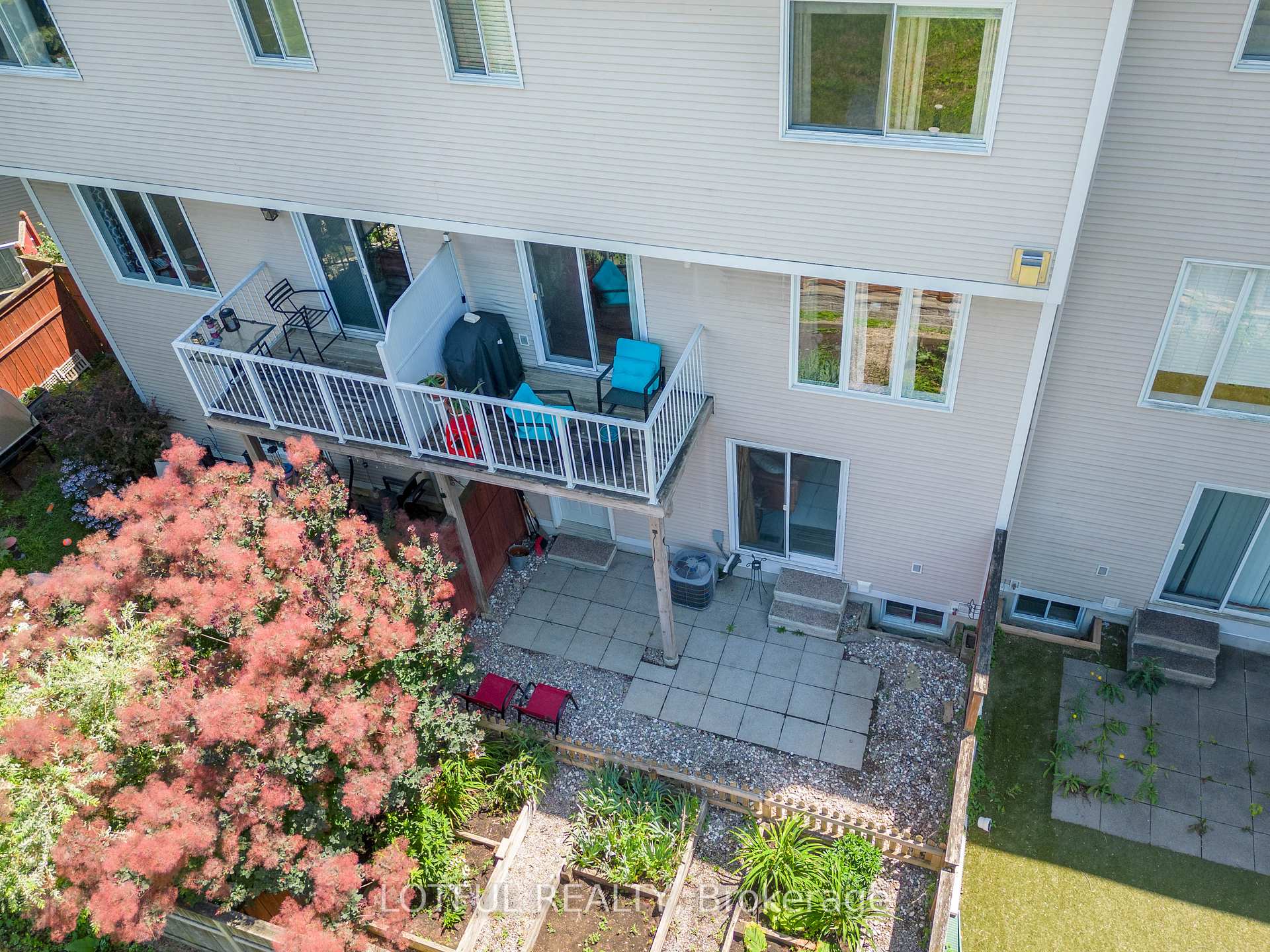 Photo 15 of 515 Burleigh Private, Ottawa, Cyrville — HOMEH