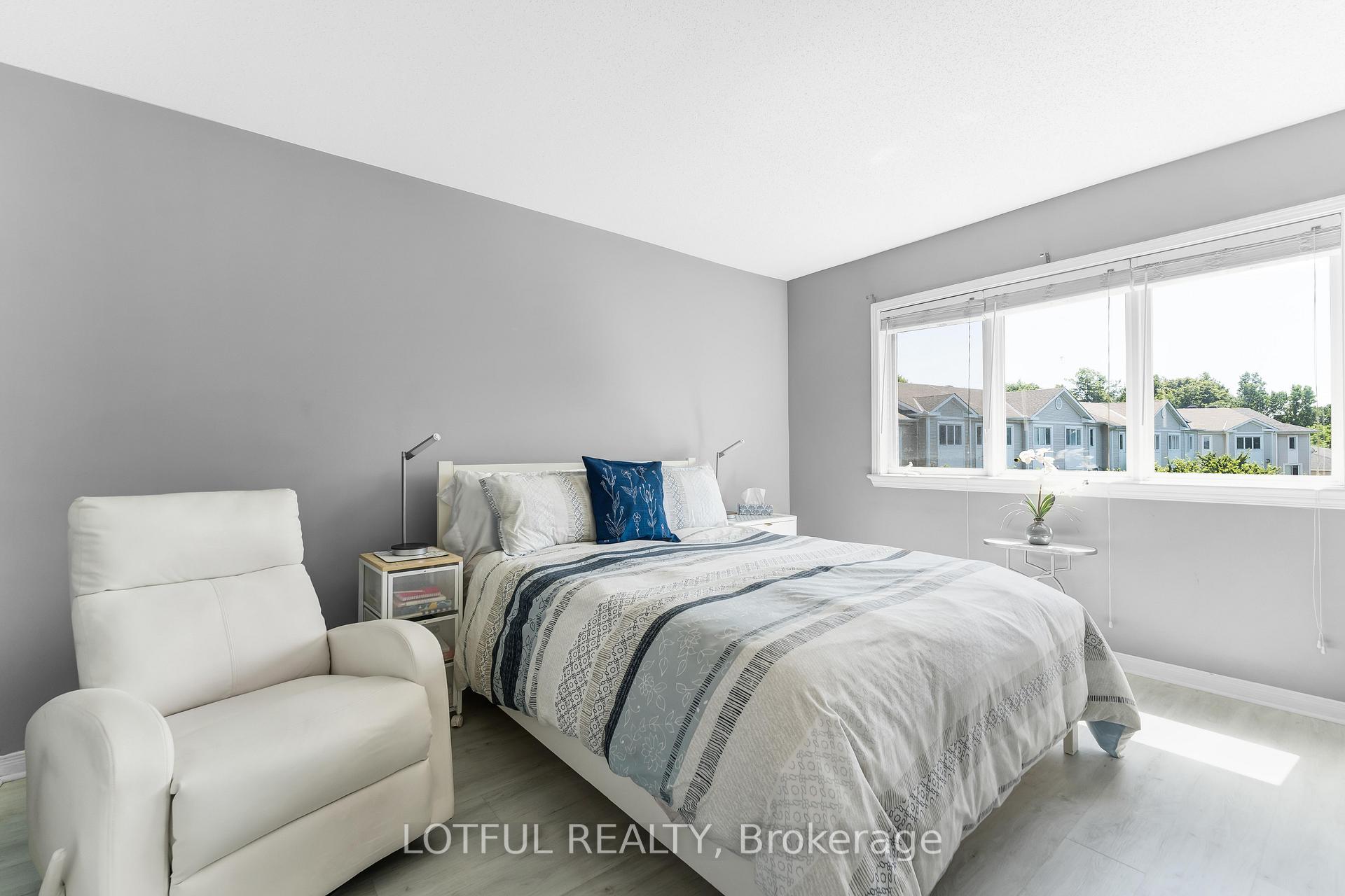 Photo 23 of 515 Burleigh Private, Ottawa, Cyrville — HOMEH