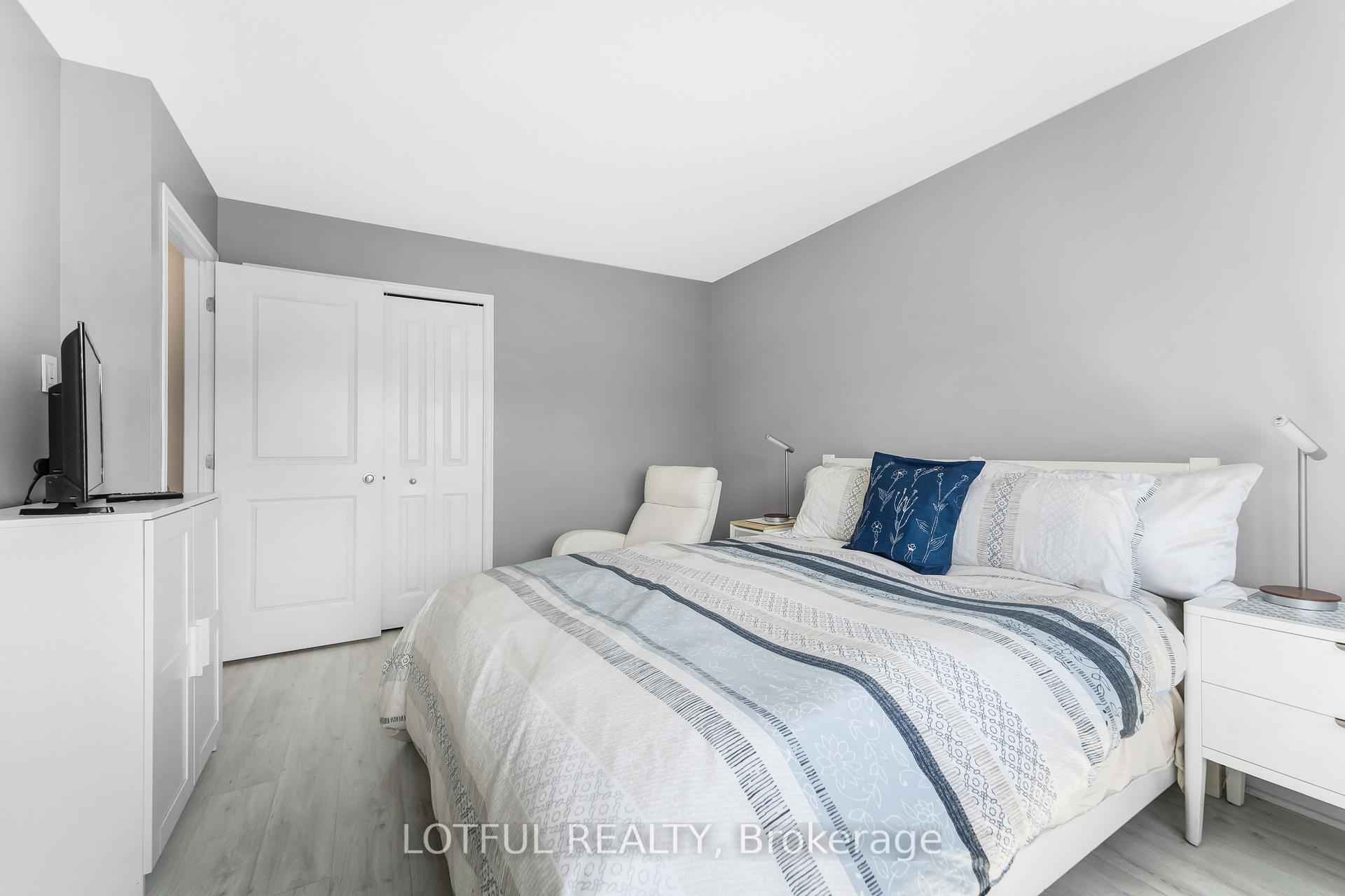 Photo 16 of 515 Burleigh Private, Ottawa, Cyrville — HOMEH
