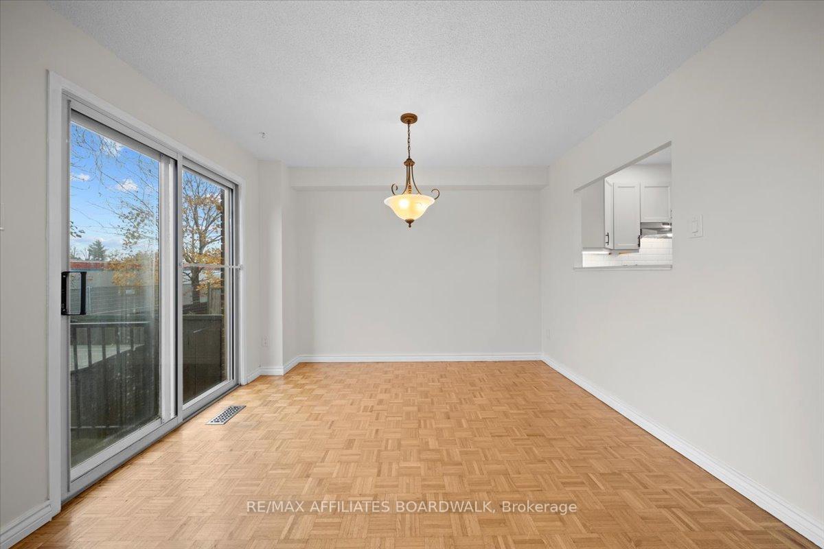 Photo 14 of Unit 68, 111 Beachview Private, Ottawa, Mooneys Bay/Riverside Park — HOMEH