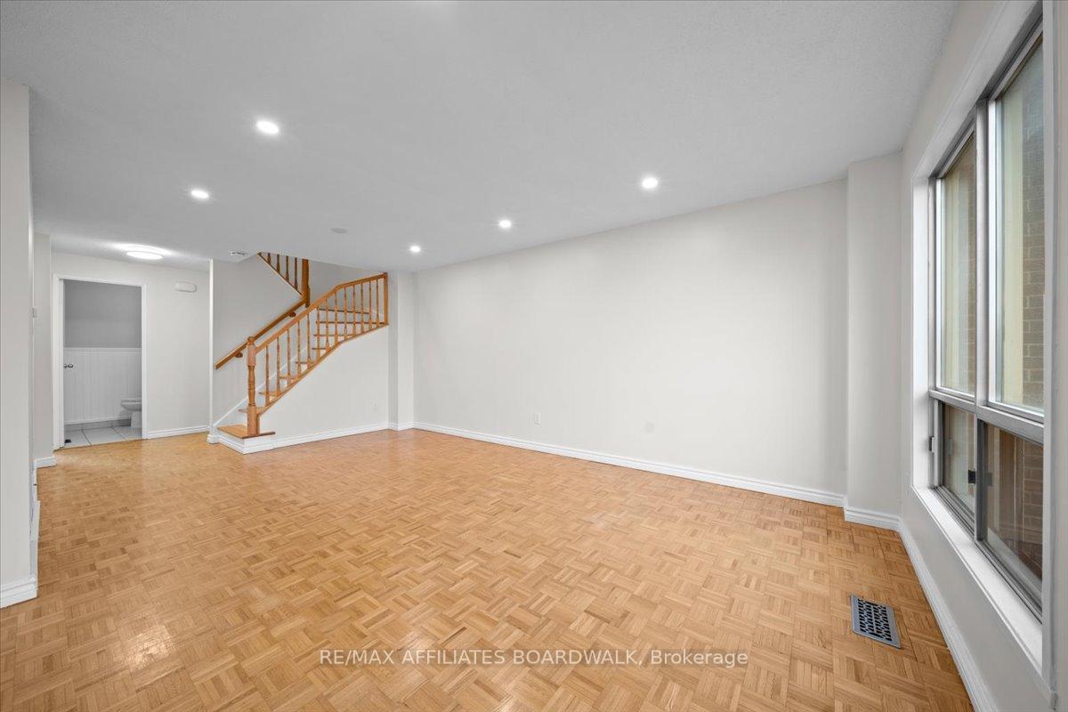 Photo 17 of Unit 68, 111 Beachview Private, Ottawa, Mooneys Bay/Riverside Park — HOMEH