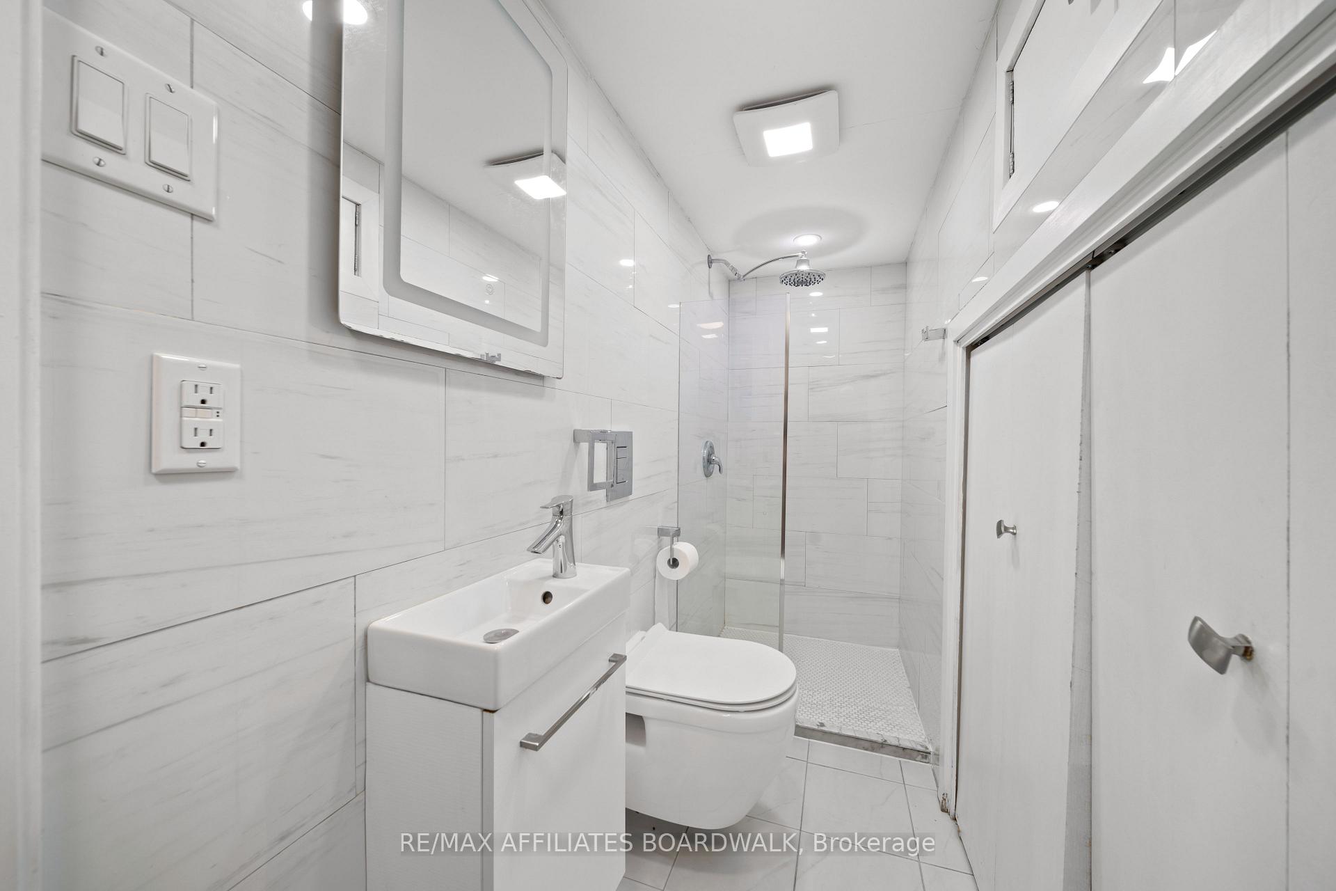 Photo 18 of Unit 68, 111 Beachview Private, Ottawa, Mooneys Bay/Riverside Park — HOMEH