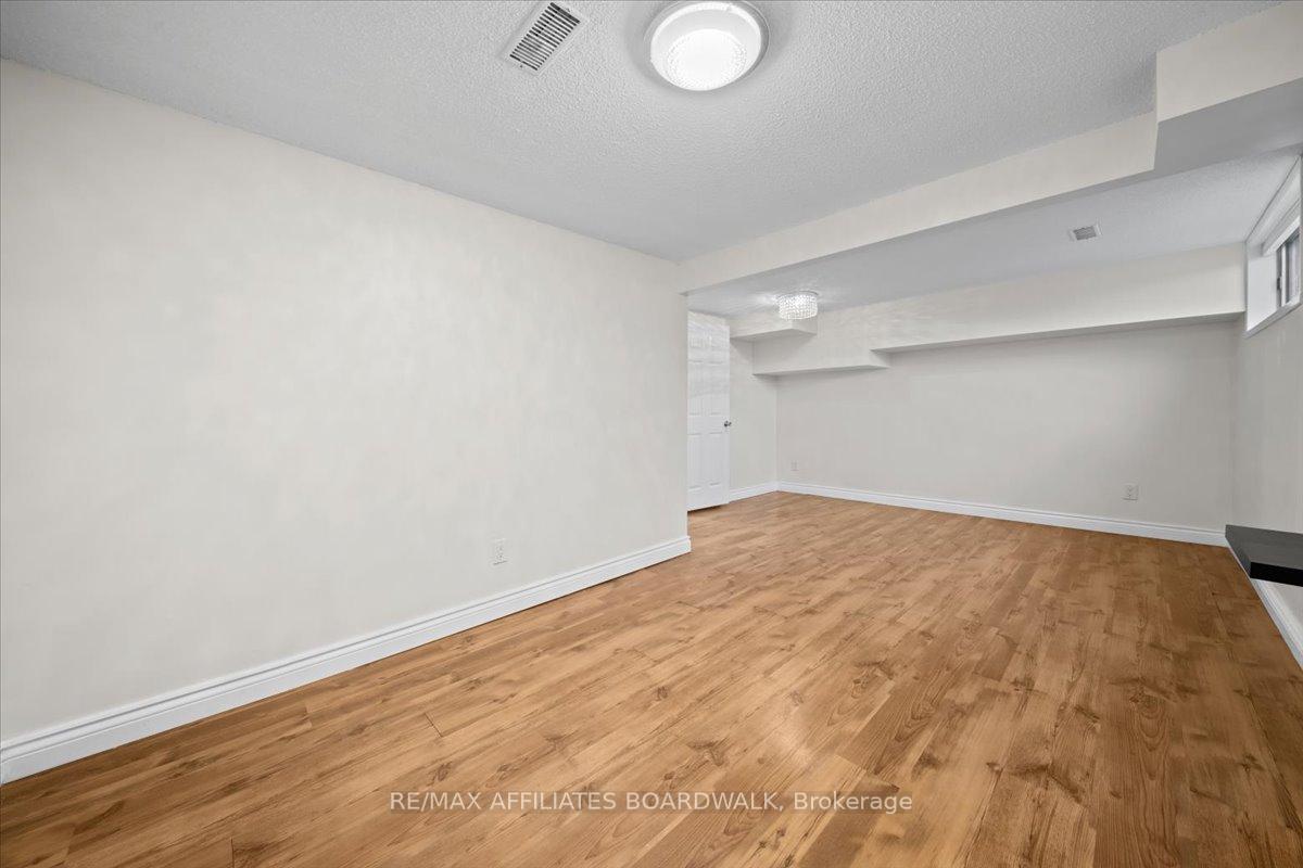 Photo 22 of Unit 68, 111 Beachview Private, Ottawa, Mooneys Bay/Riverside Park — HOMEH