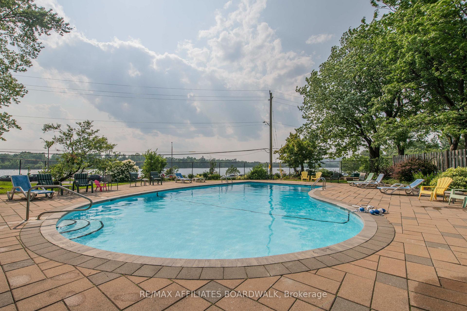 Photo 31 of Unit 68, 111 Beachview Private, Ottawa, Mooneys Bay/Riverside Park — HOMEH