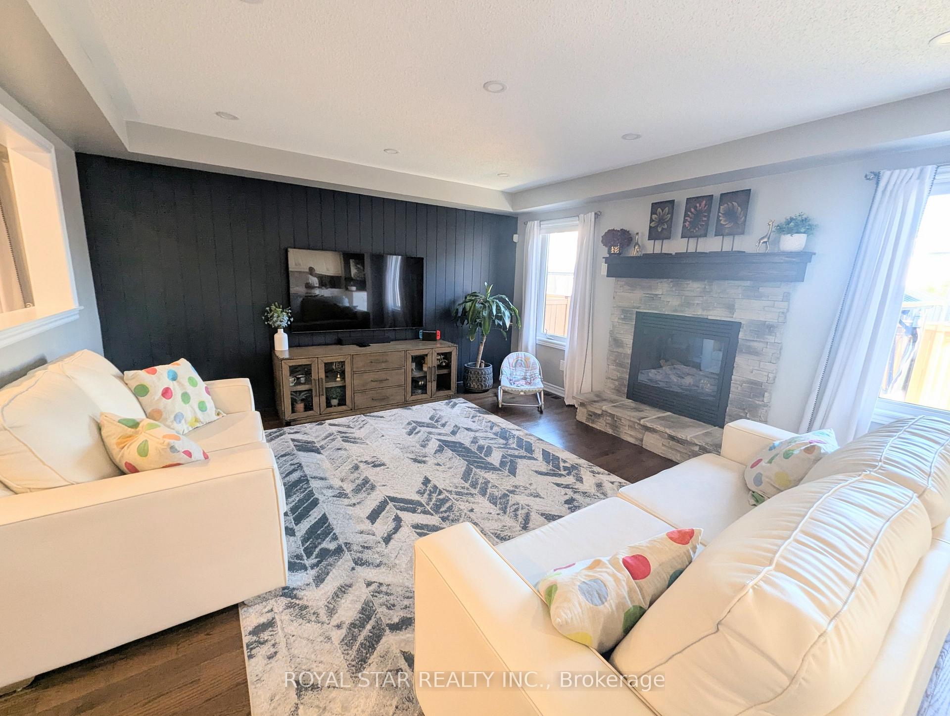 Photo 4 of 615 Dundonald Drive, Ottawa, Barrhaven - Half Moon Bay — HOMEH