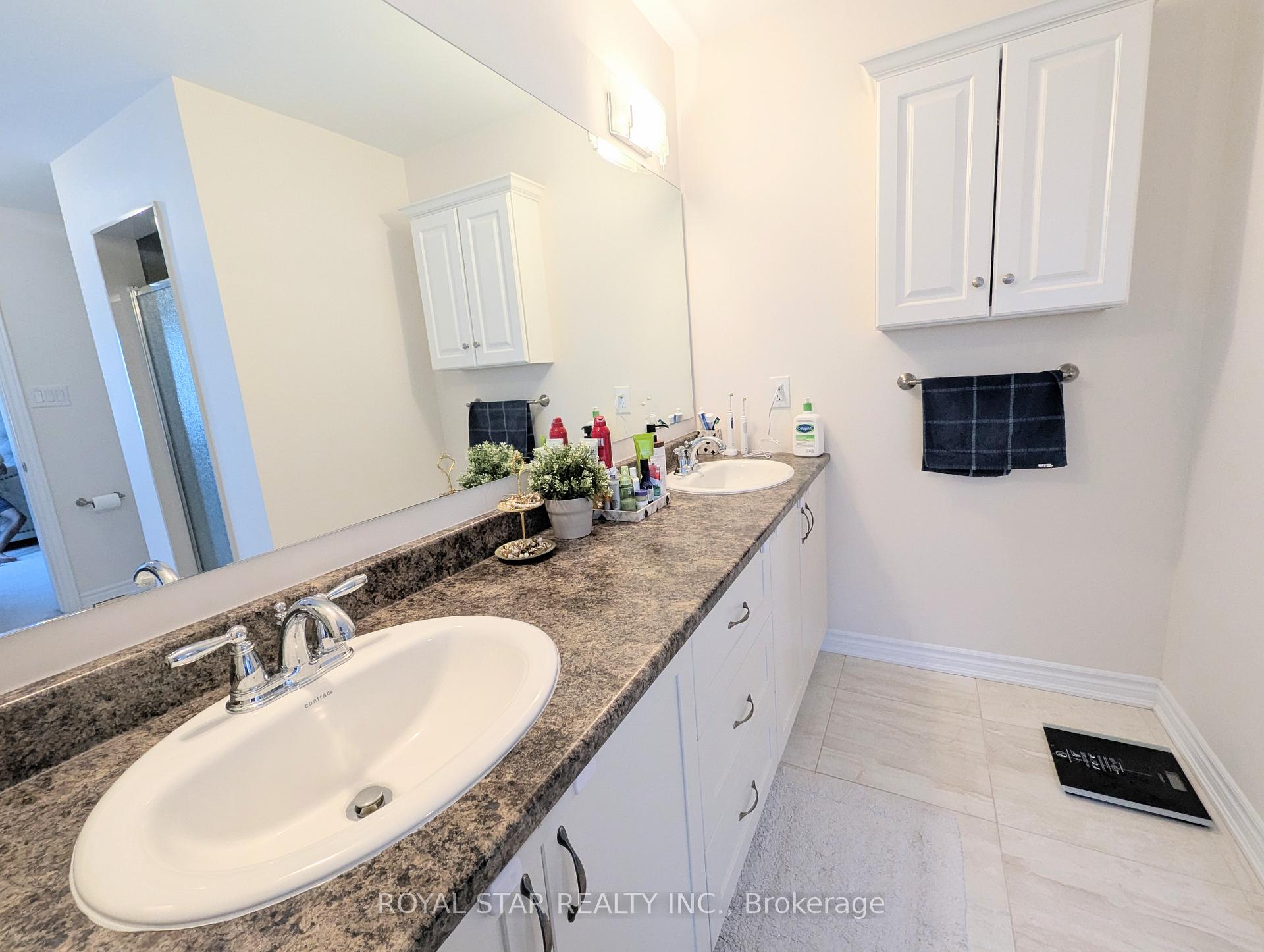 Photo 12 of 615 Dundonald Drive, Ottawa, Barrhaven - Half Moon Bay — HOMEH