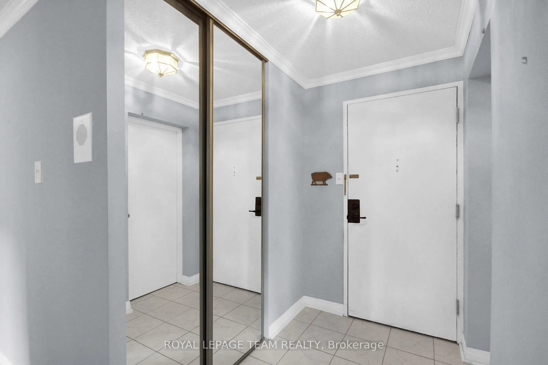 Photo 4 of Unit 912, 1485 Baseline Road, Ottawa, Copeland Park — HOMEH
