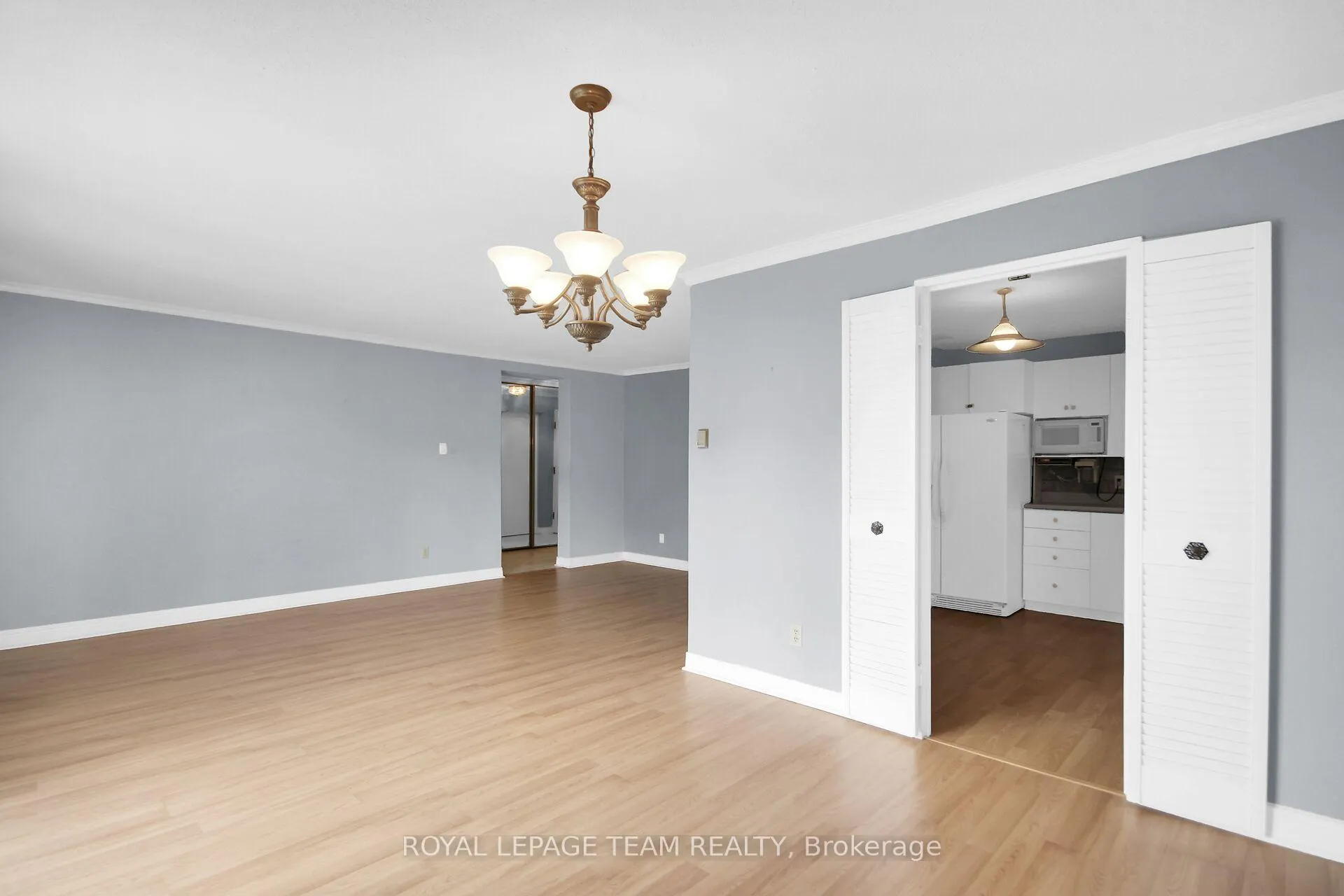 Photo 8 of Unit 912, 1485 Baseline Road, Ottawa, Copeland Park — HOMEH